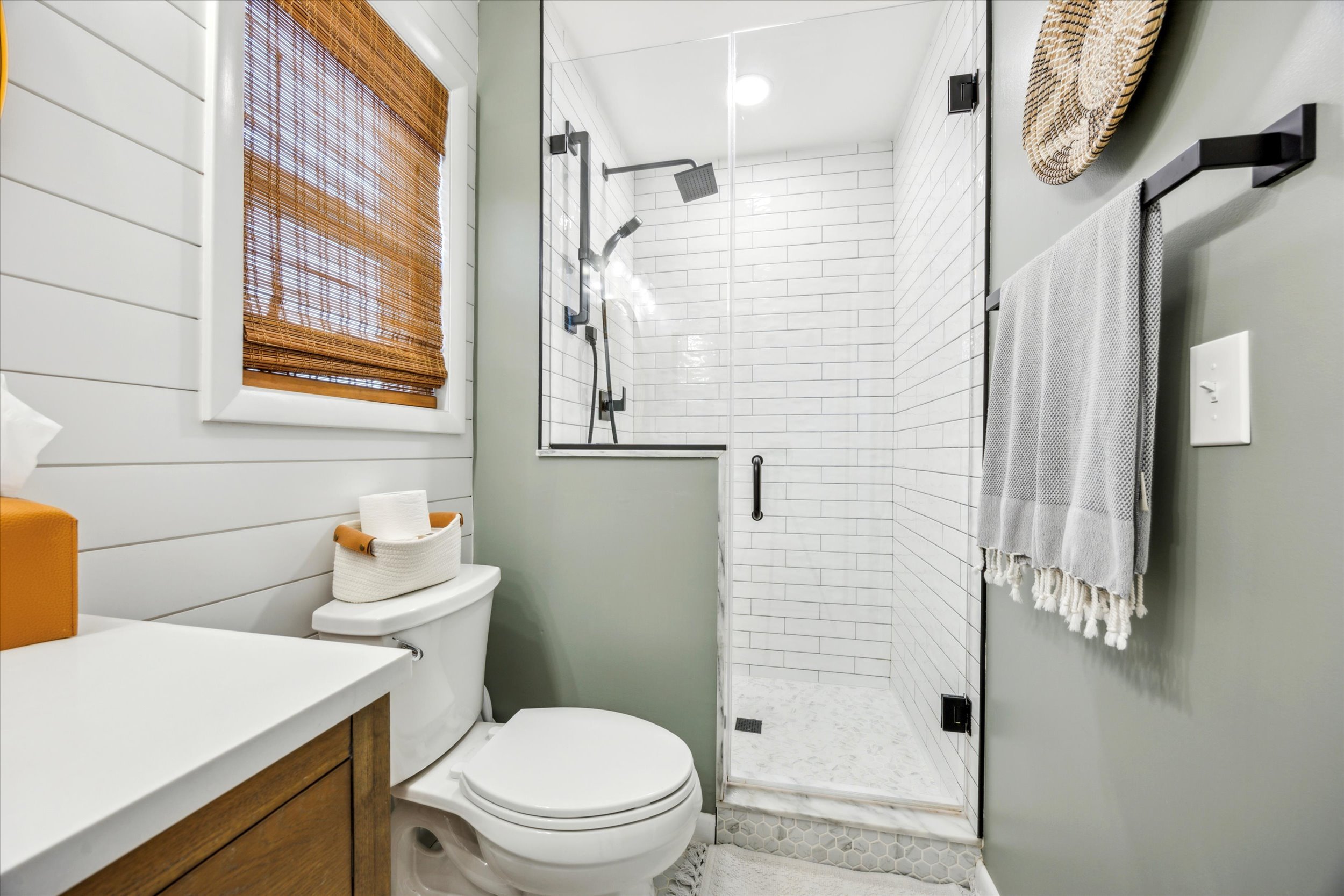 28-7014 Matthias St28.jpg