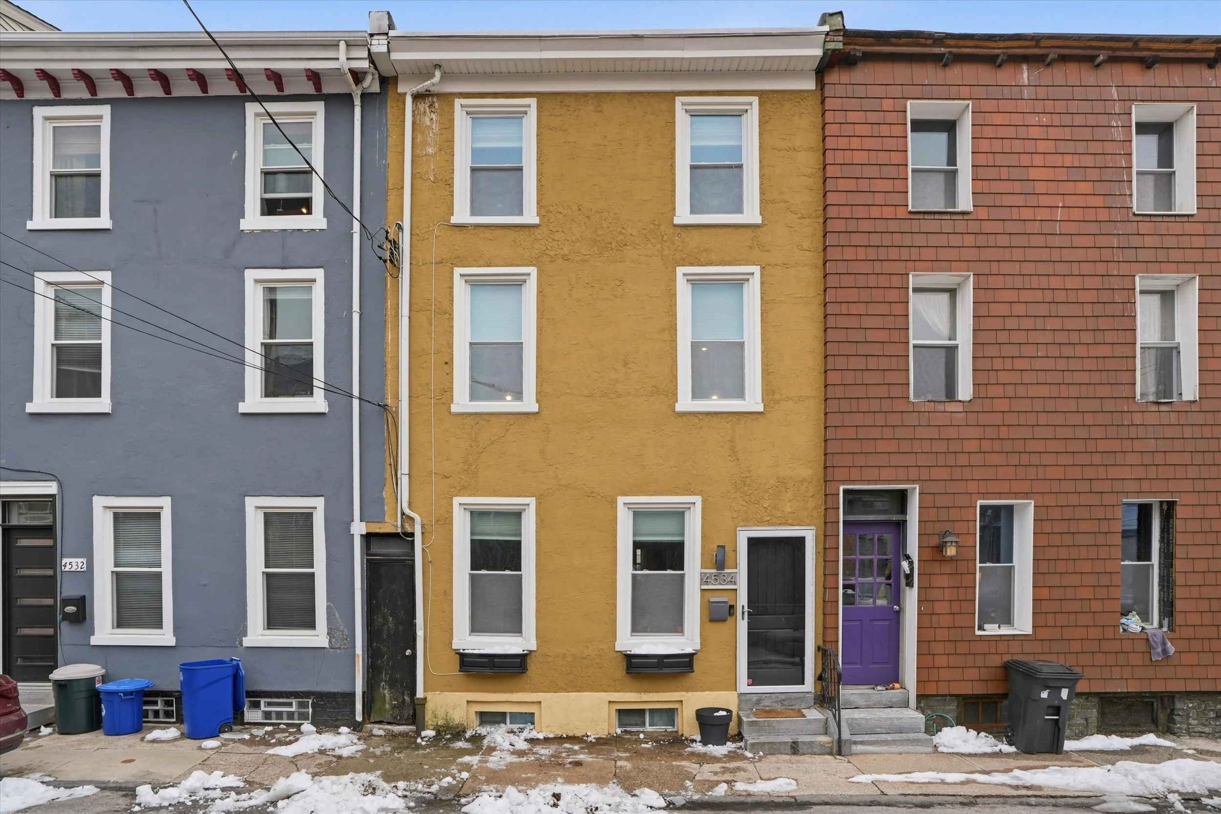 01-4534 Ritchie St_01.jpg