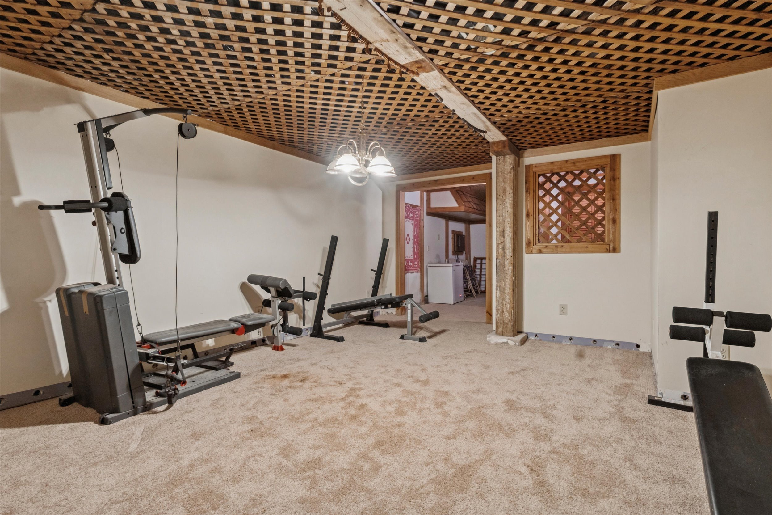 49-409 Lancaster Ave_49.jpg