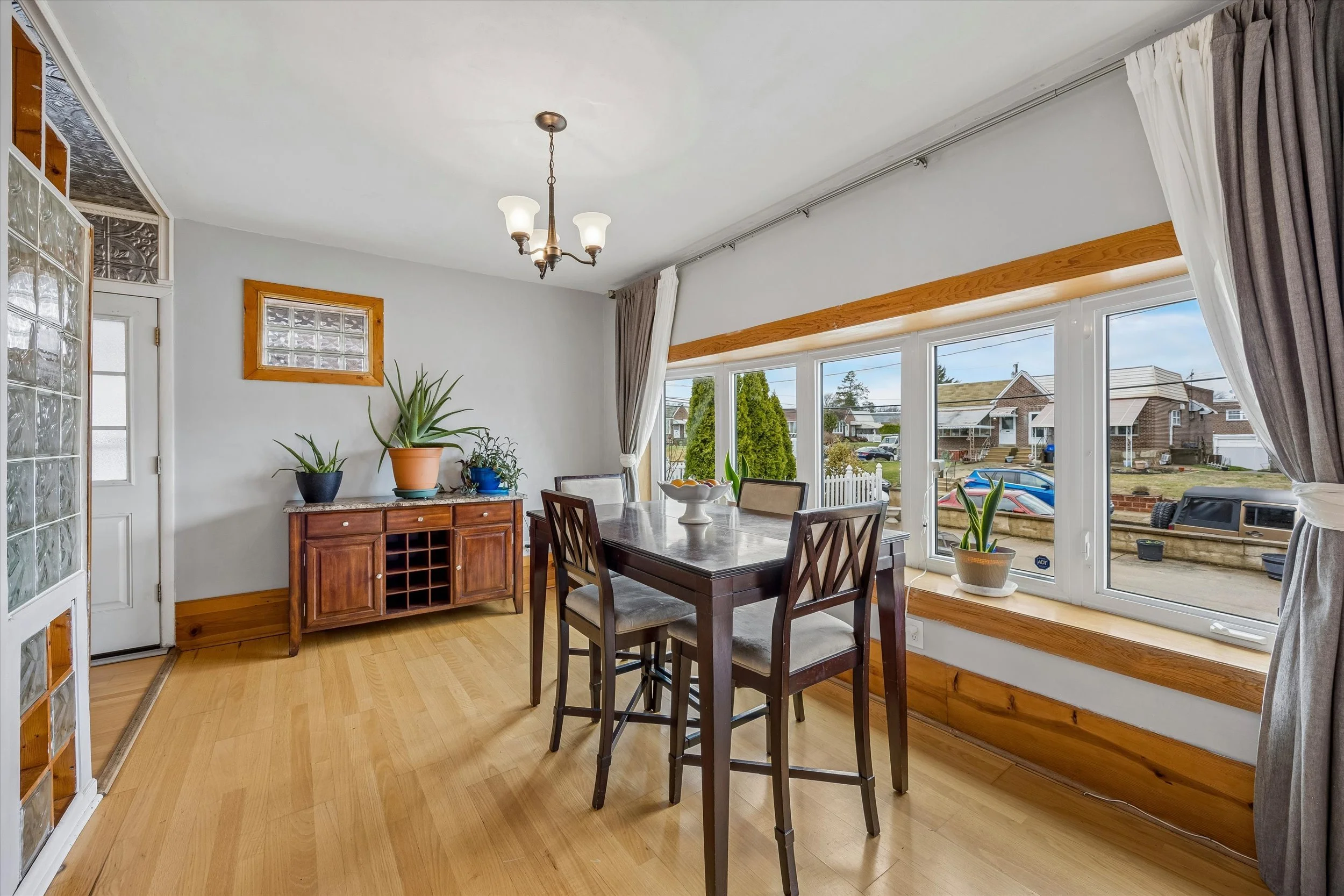 05-1804 Mower St_05.jpg