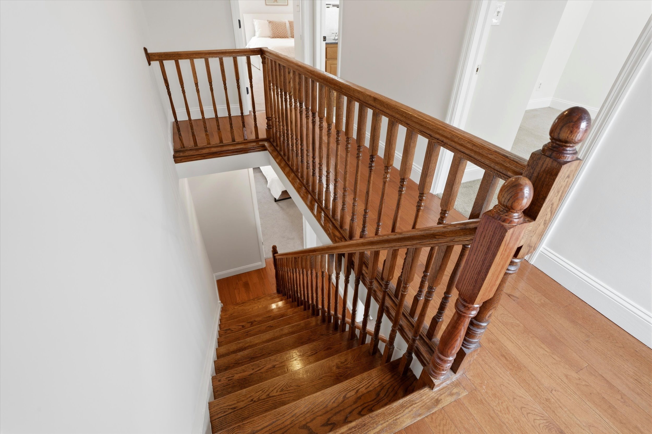 18-4534 Ritchie St_18.jpg