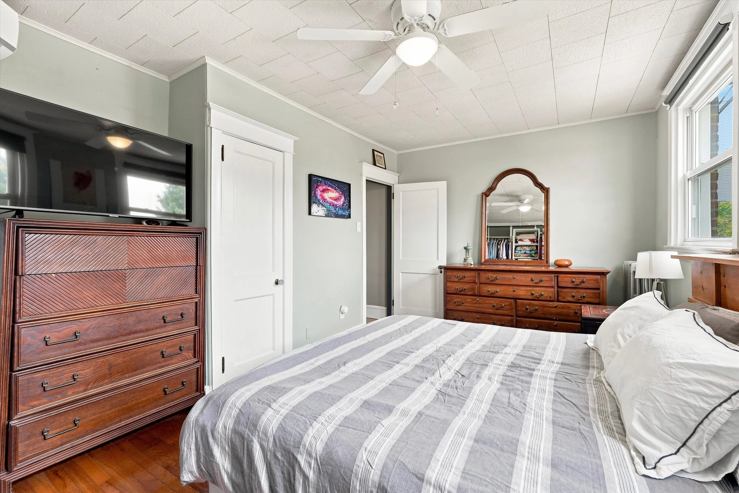 15-512GerhardSt_15.jpg