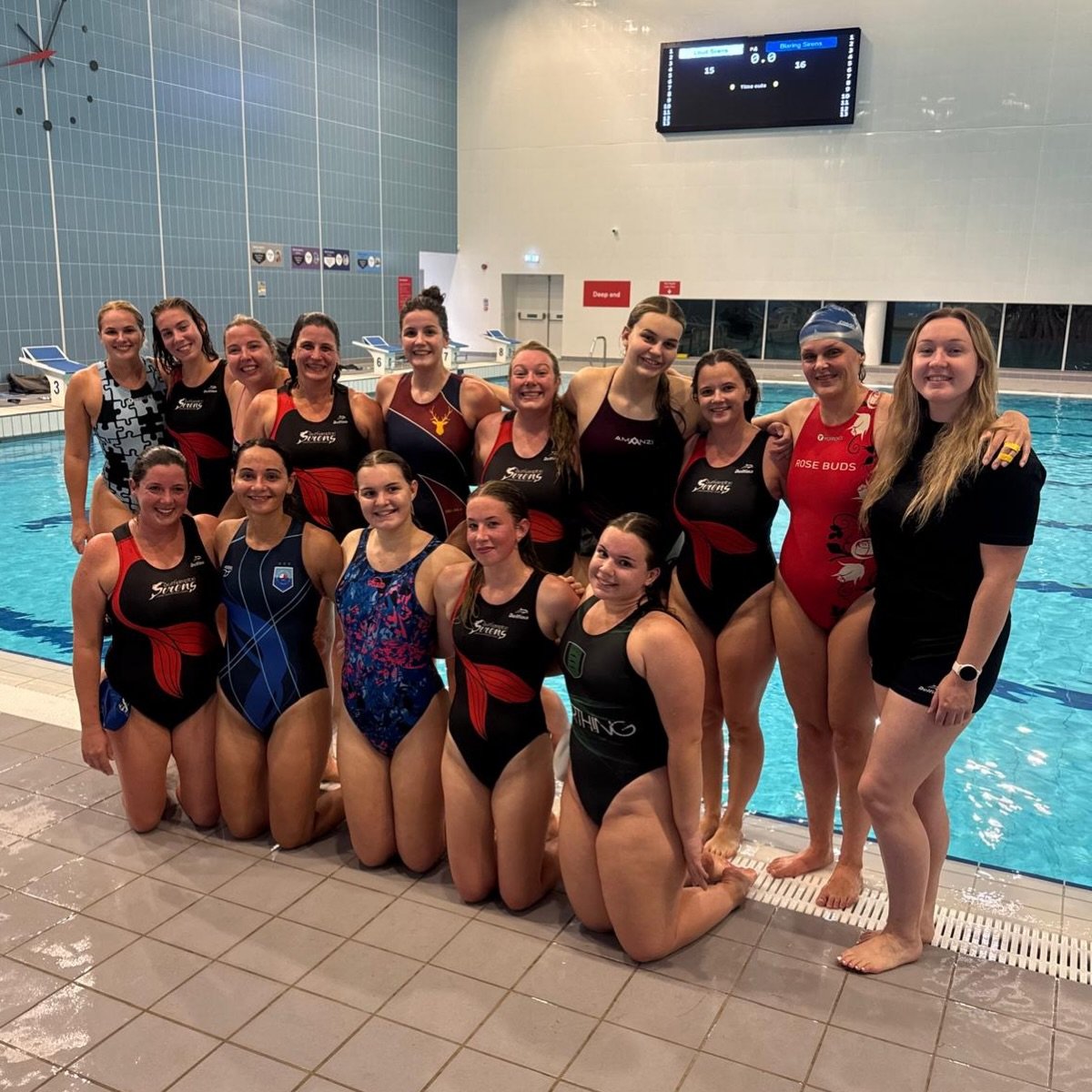 Sirens have been working hard this week with their final warm up matches before conference league begins! They had a 15-14 intra-club match, and a win against @basingstoke.bluefinswp 🤽&zwj;♀️