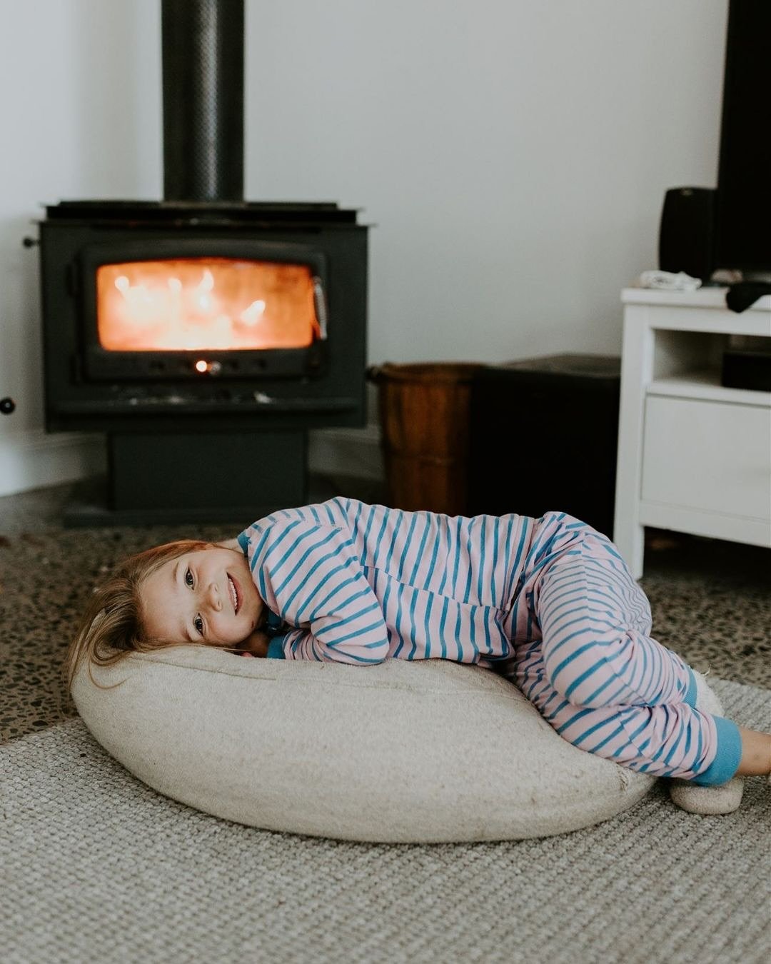 And just like that? The cooler weather is finally upon us. What a glorious run we&rsquo;ve had - we lasted until mid-May before lighting the first fire of the year at home. The cold mornings this week have brought out the inner feline in my girls - c