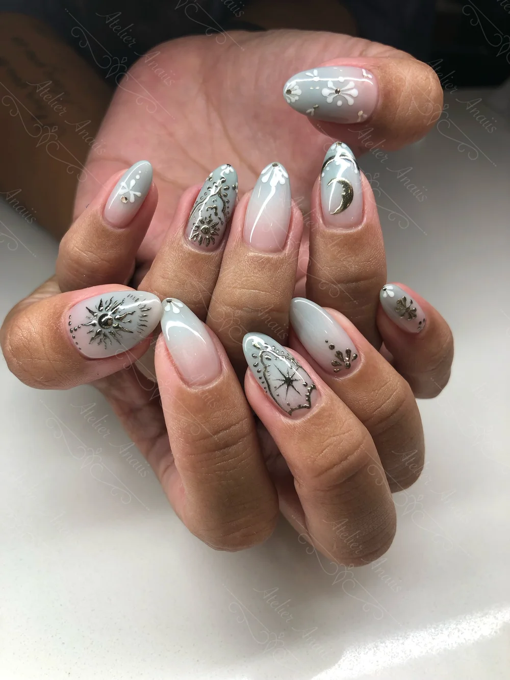 Star‑Lit Nail Art Natal Designs