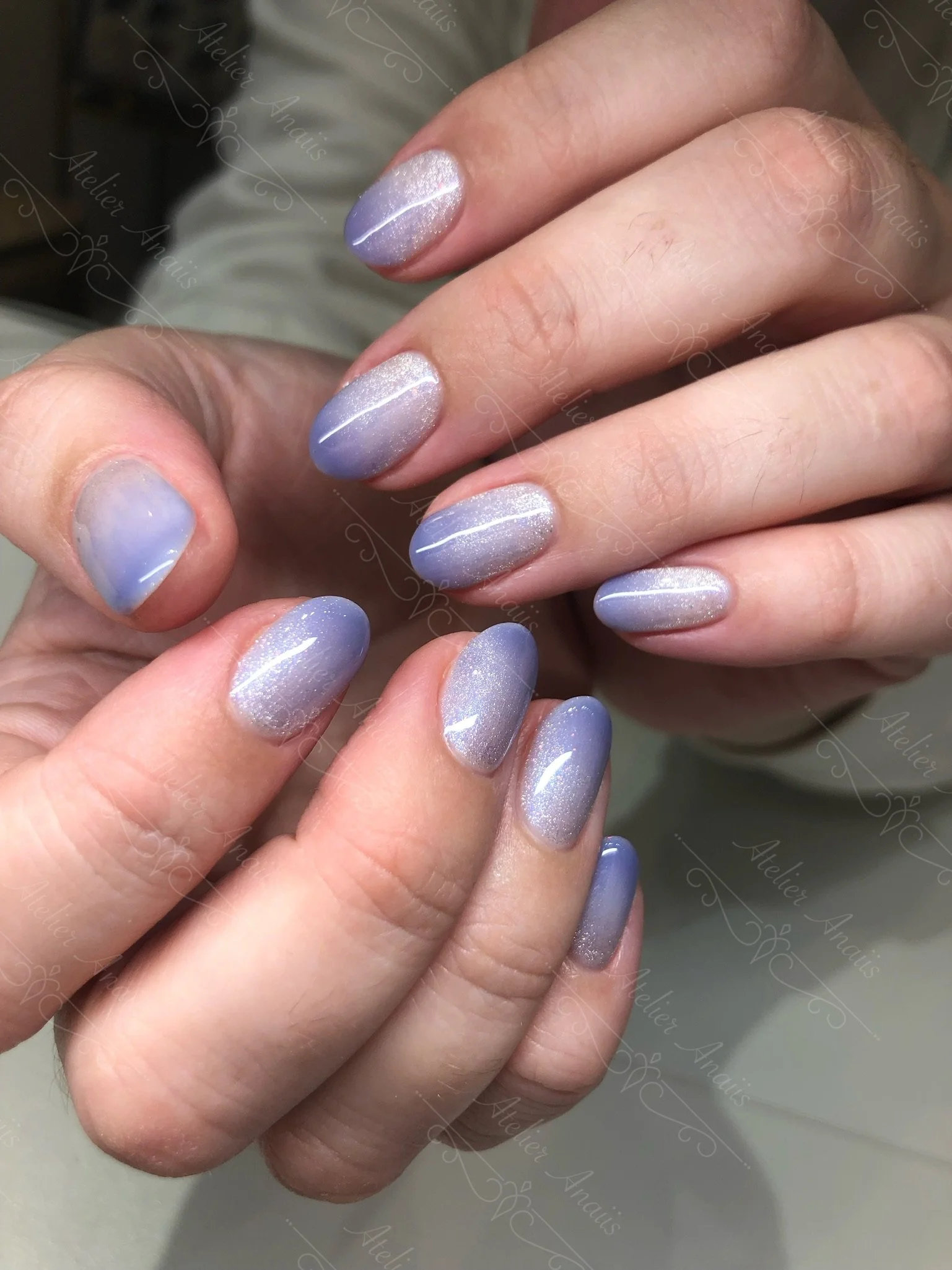 Light Purple Ombre Cat-Eye Velvet Nails