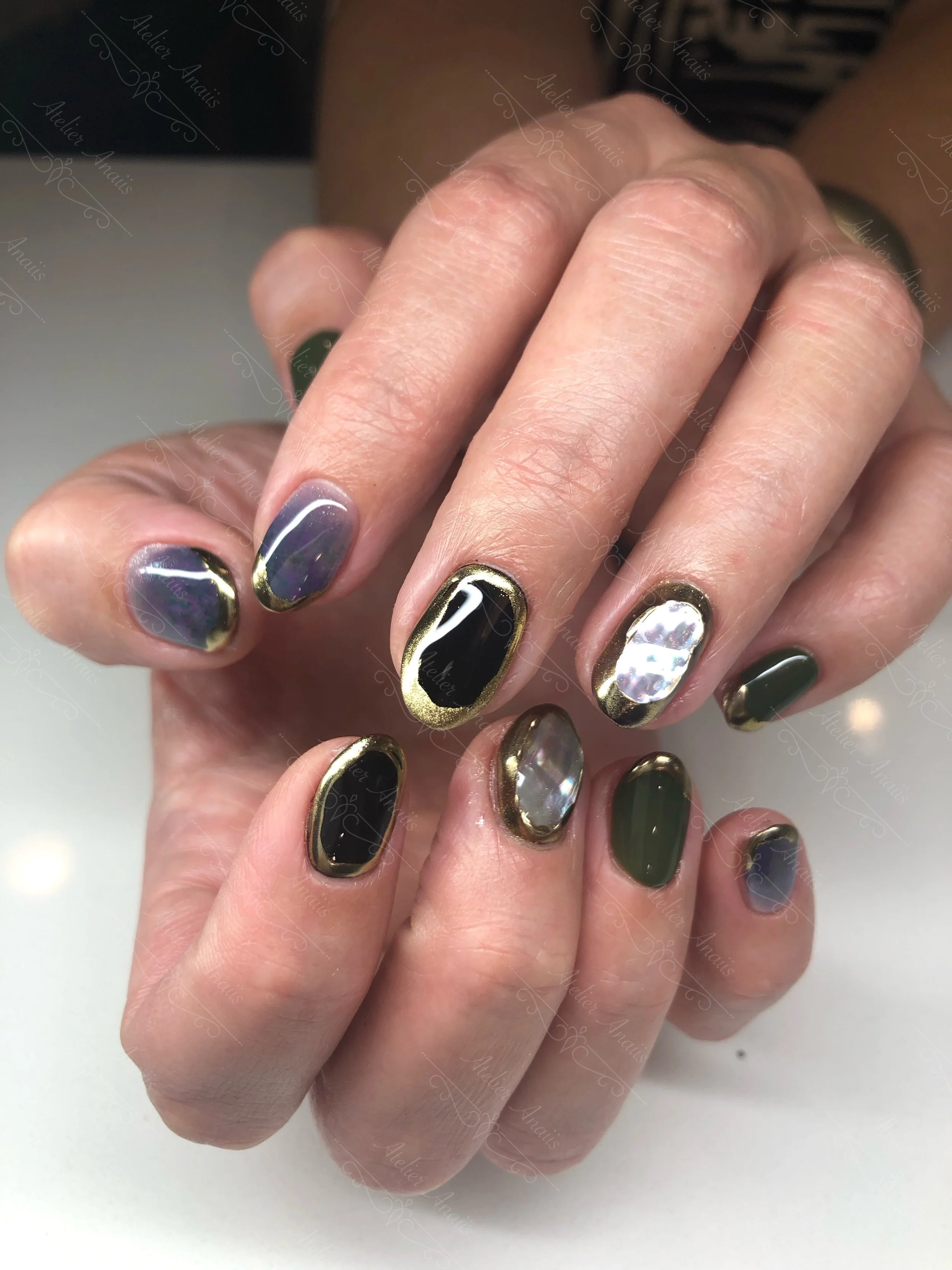 Gold Inlay Short Nail Art.JPG