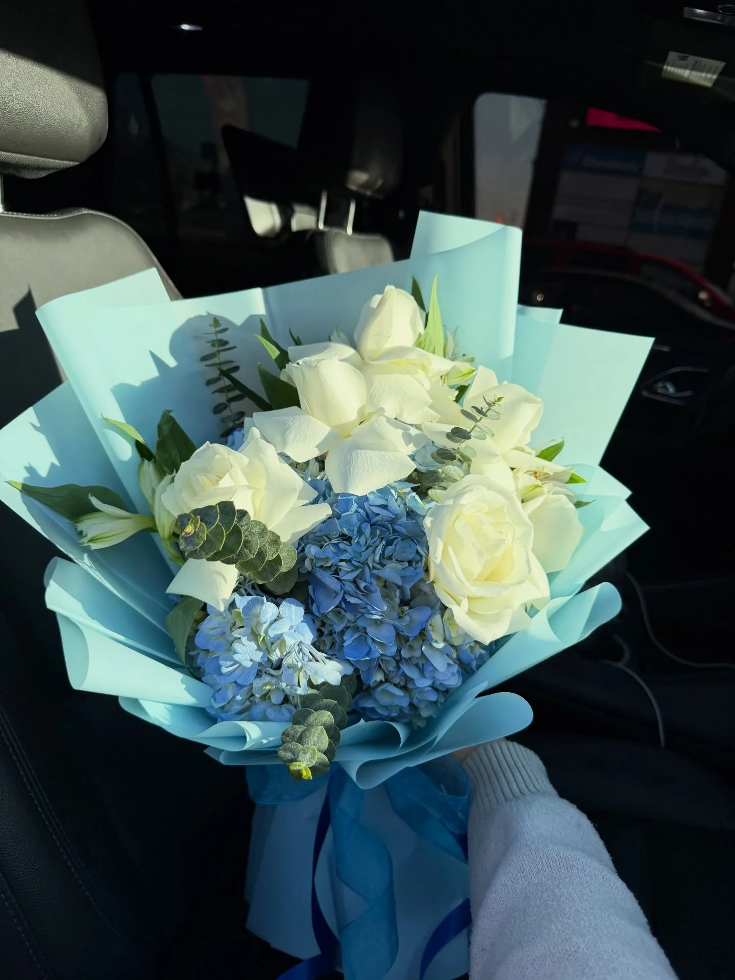 For him 💙
#bouquetsforhim #lovebouquet #bluebouquet