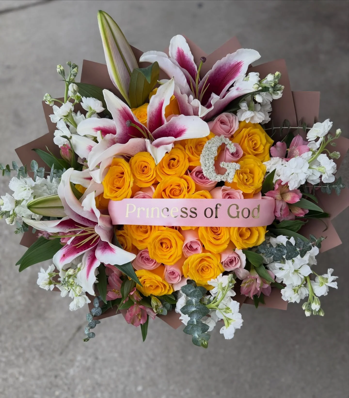 Princess of God 👑🩷
#mixedbouquet #louisvilleflorist
