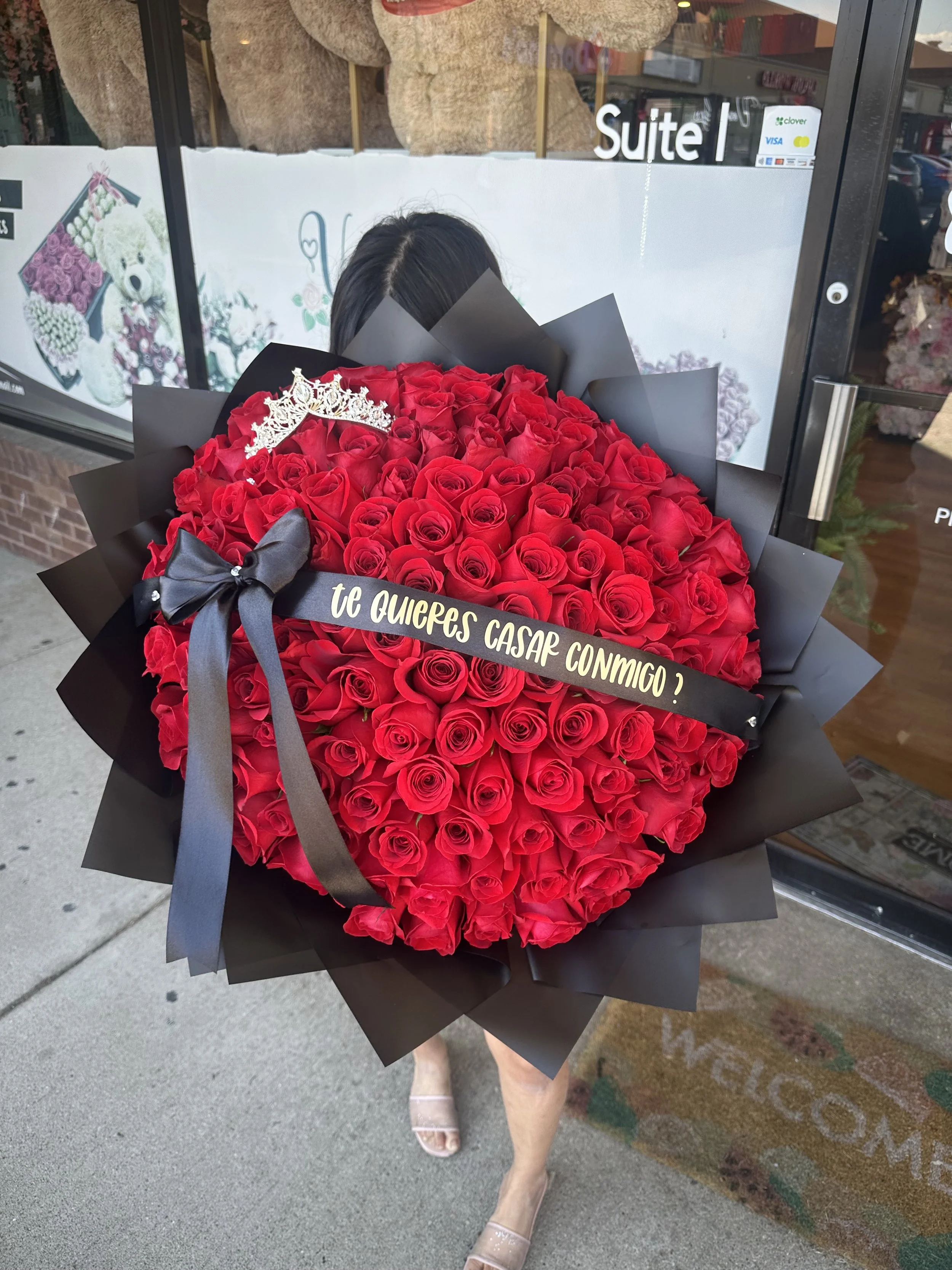 100 rose bouquet 🌹