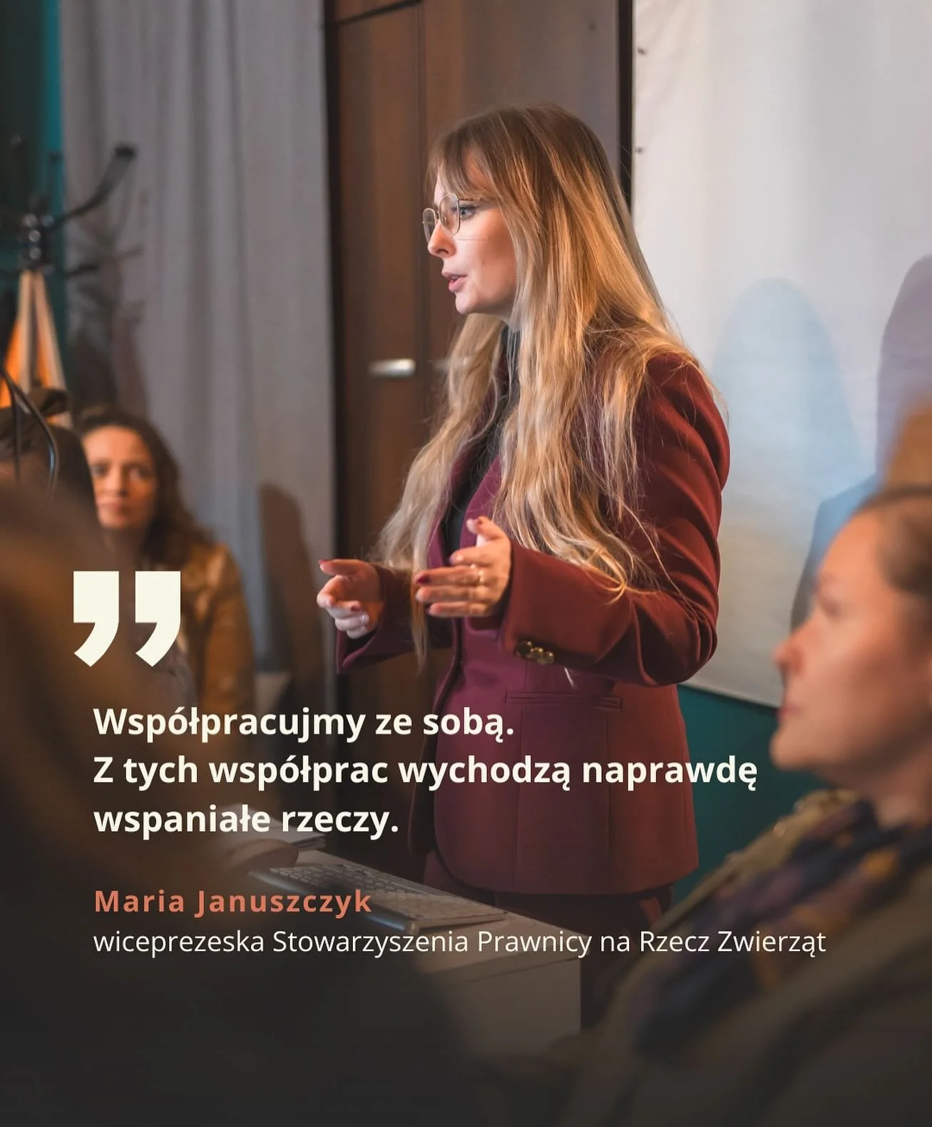 &bdquo;Wsp&oacute;łpracujmy ze sobą. Z tych wsp&oacute;łprac wychodzą naprawdę wspaniałe rzeczy. Nie bylibyśmy w stanie prowadzić szkoleń we wszystkich komendach wojew&oacute;dzkich bez wsparcia Fundacji Mushika, kt&oacute;ra pokrywa ich koszty.&rdqu