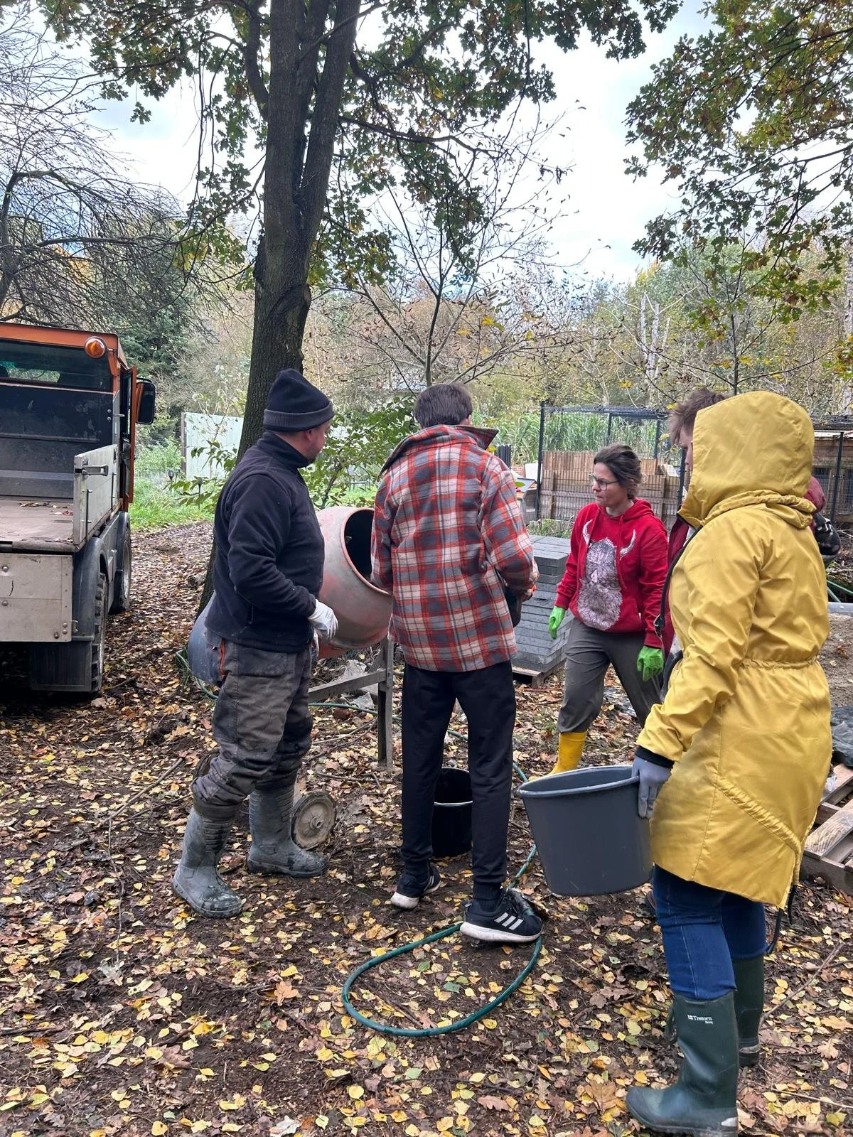 WhatsApp Image 2025-10-18 at 14.59.08.jpeg