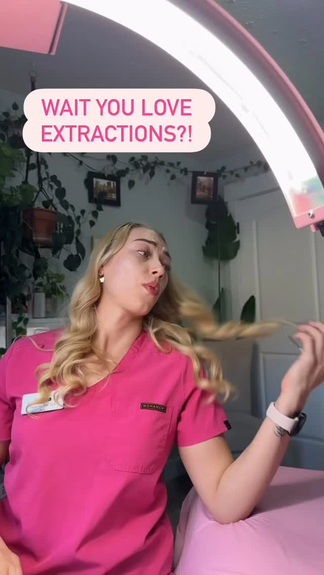 It’s spooky season and I’m a certified extraction freak 😏🔪
Leave the pimple popping to the pros, babe—don’t summon a breakout demon by doing it yourself 👻
.
.
.
.
#pimplepopping #skincare #farmington #soloesthetician #skin