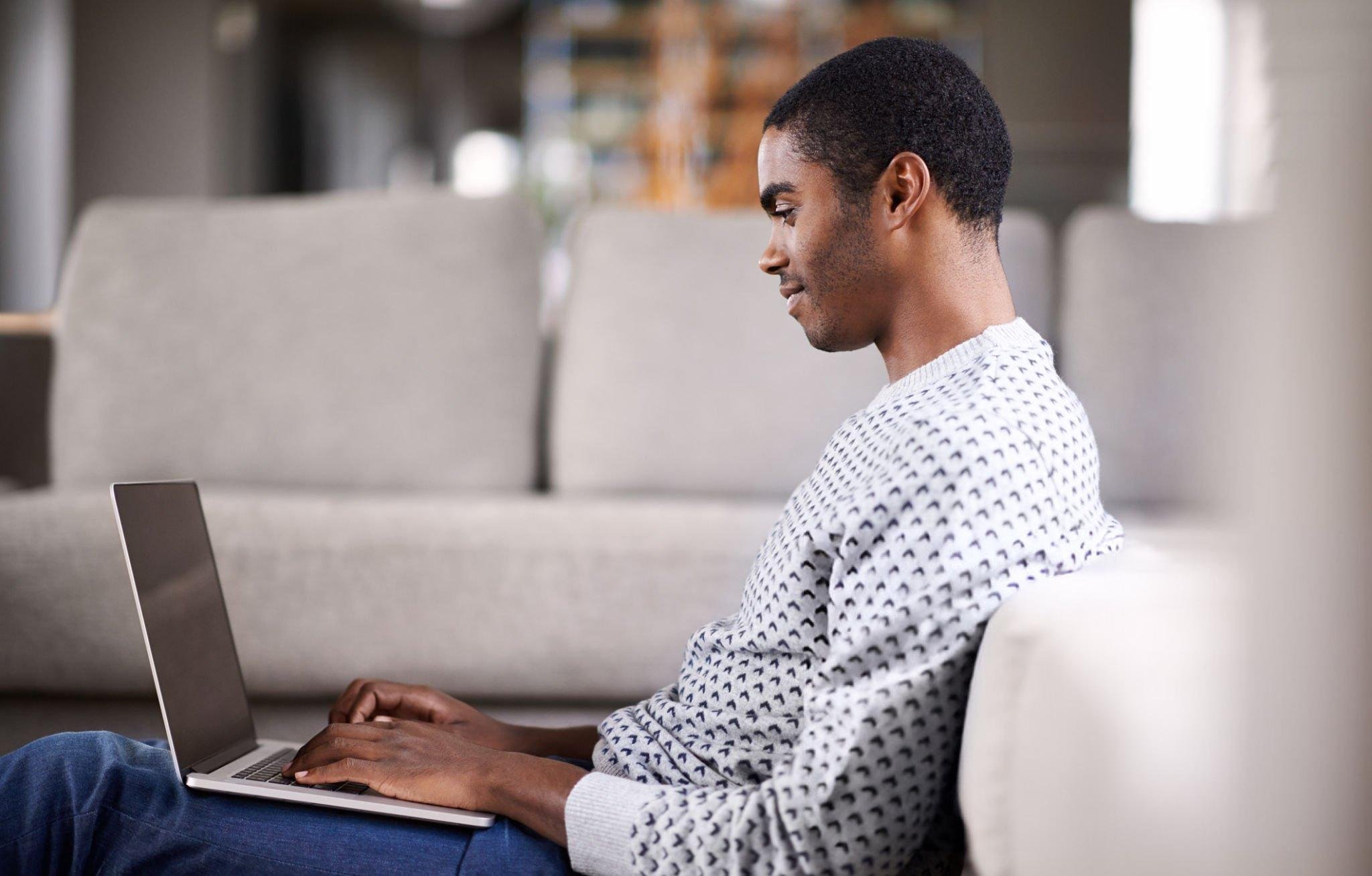 Smart LinkedIn Profile Changes That Attract Recruiters