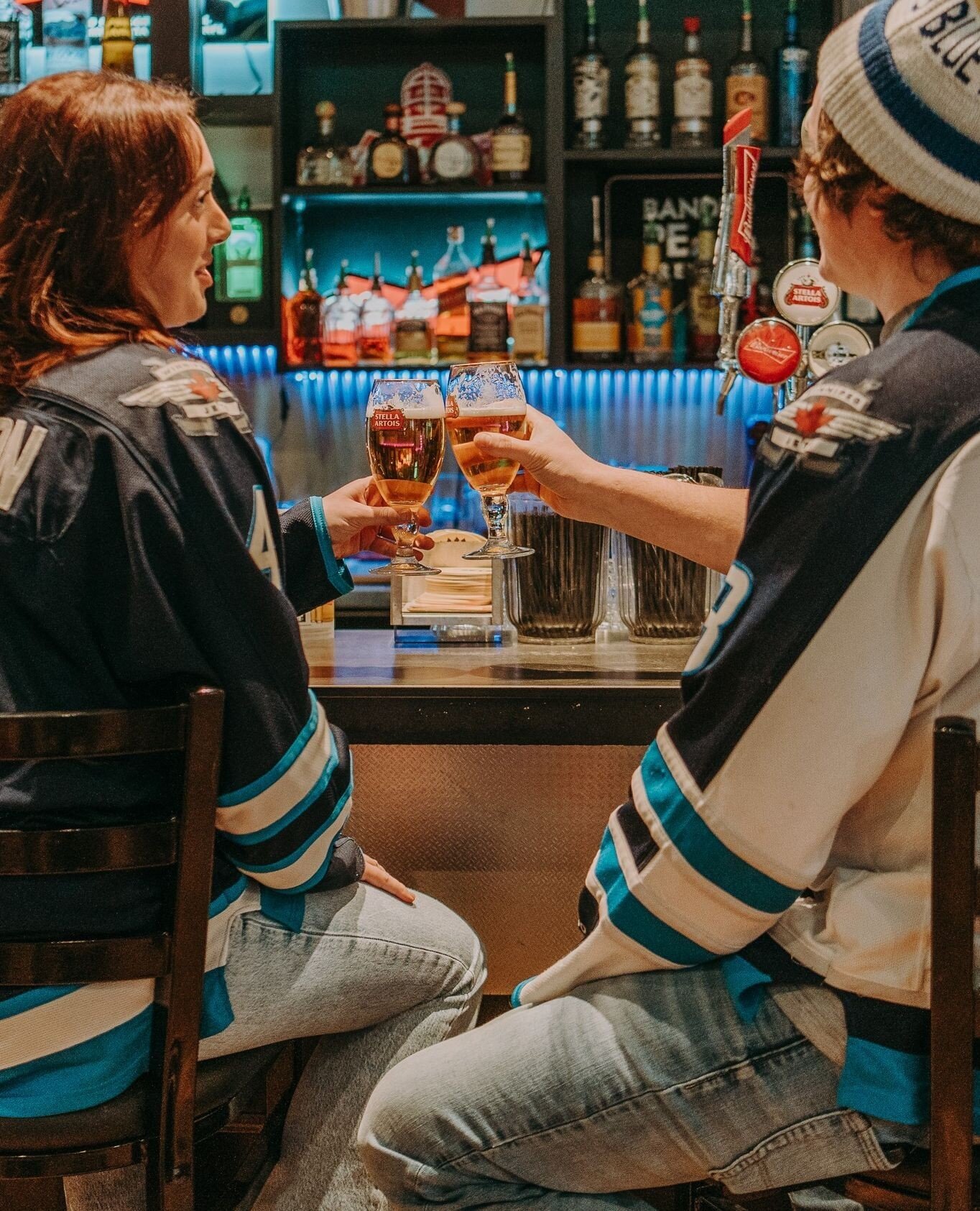 Jets vs Blackhawks tonight. Game day specials, big screens, and it all starts here. ⁠
⁠
Not to mention: Festival du Voyageur is happening around these parts all weekend! Live music Saturday 8:30 - Late⁠
🎻🏒🍺⁠
.⁠
.⁠
.⁠
.⁠
.⁠
#winnipeg #winnipegevent