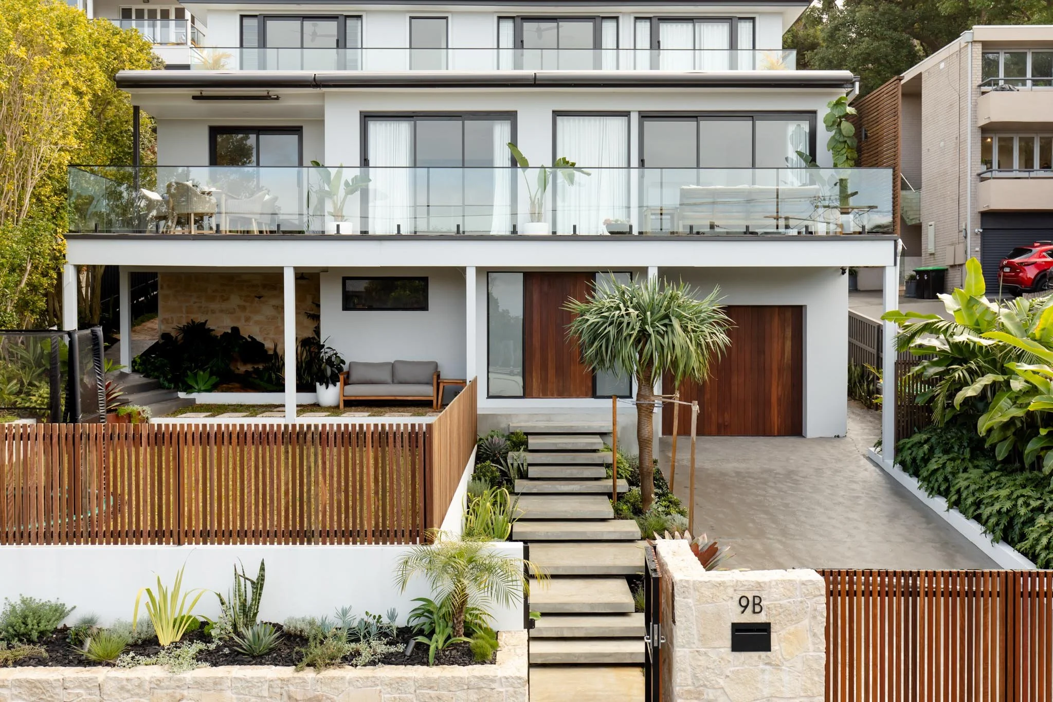 Nield Avenue, Balgowlah offset concrete feature steps