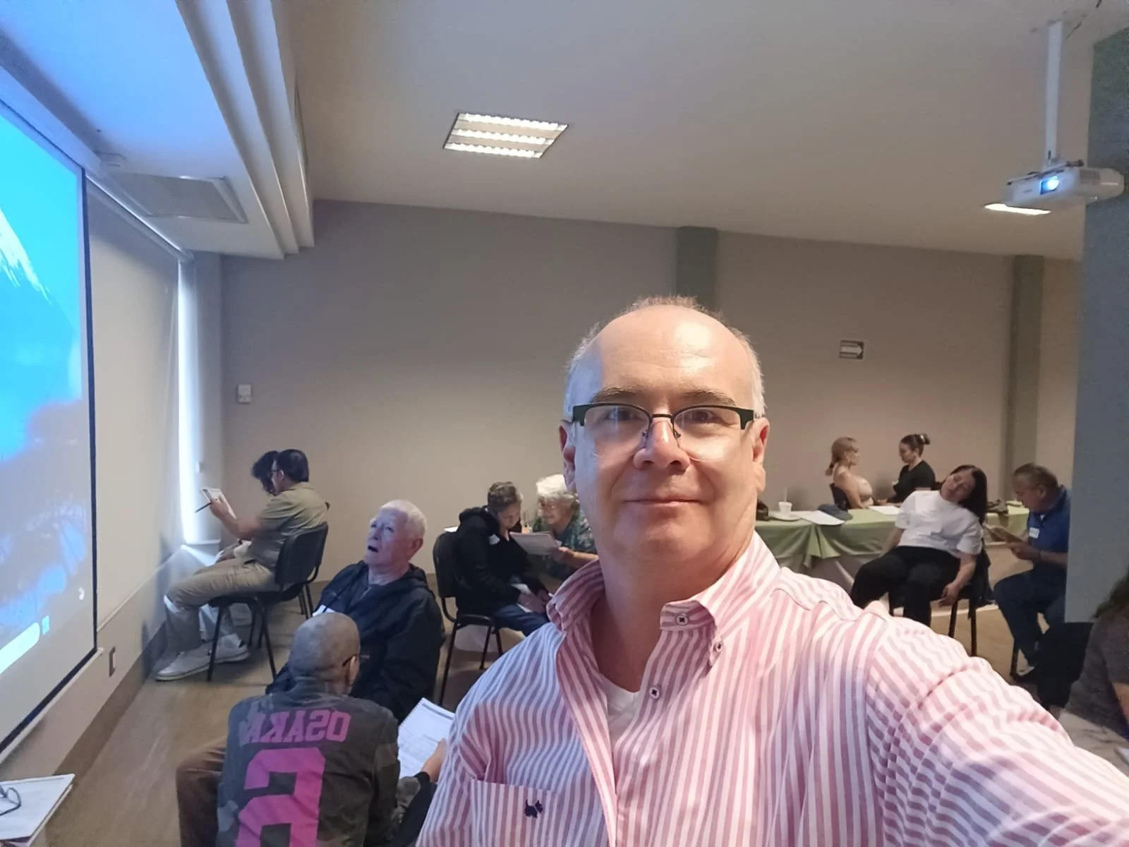 Alfonso Gutiérrez durante un Taller de Hipnosis y Autohipnosis