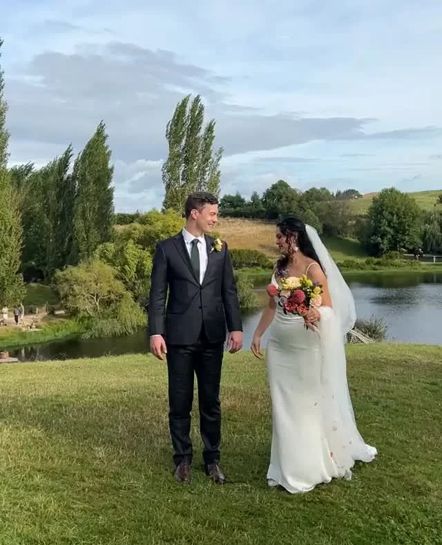 J&T wedding captured at Hobbiton, Matamata 🤍
bride @jennifaher | groom @trevorclund | venue @hobbitontours | dress @lamourbycallablanche | suit @barkers | makeup @kaysey_taylor | florist @frankieandflora | entertainment @mixitdj.co.nz | signa