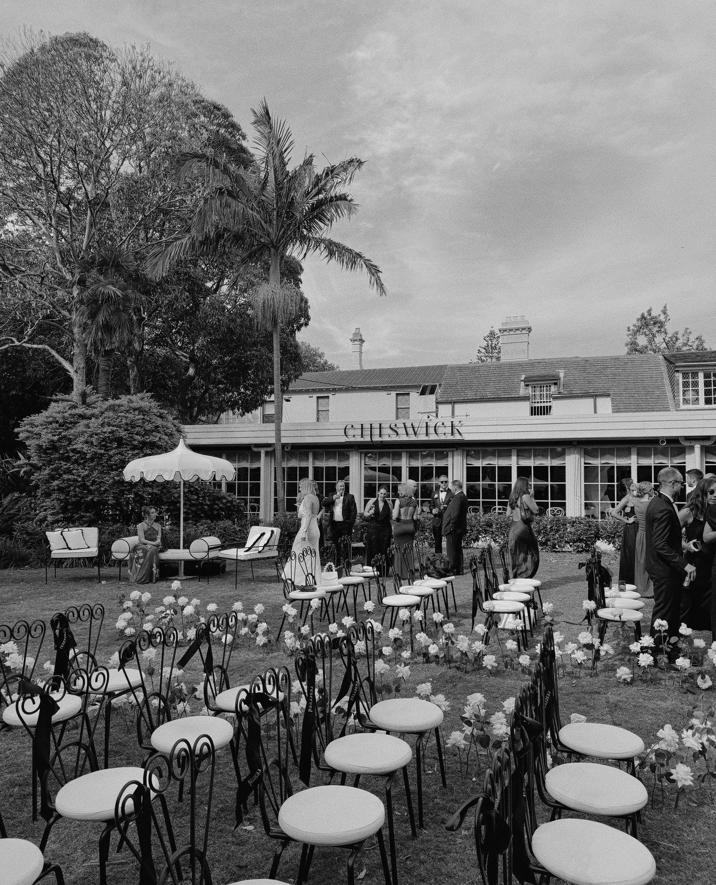 J&amp;J wedding captured at Chiswick 🖤⁠
⁠
bride @jessica_jefferies | groom jack.wilkinson.26 | dress @theivorybridalroom | makeup @helenmakeupartist | hair @ridellhair | florist @whitehouseflowers | signage @numbernine.design | entertainment @thewhi