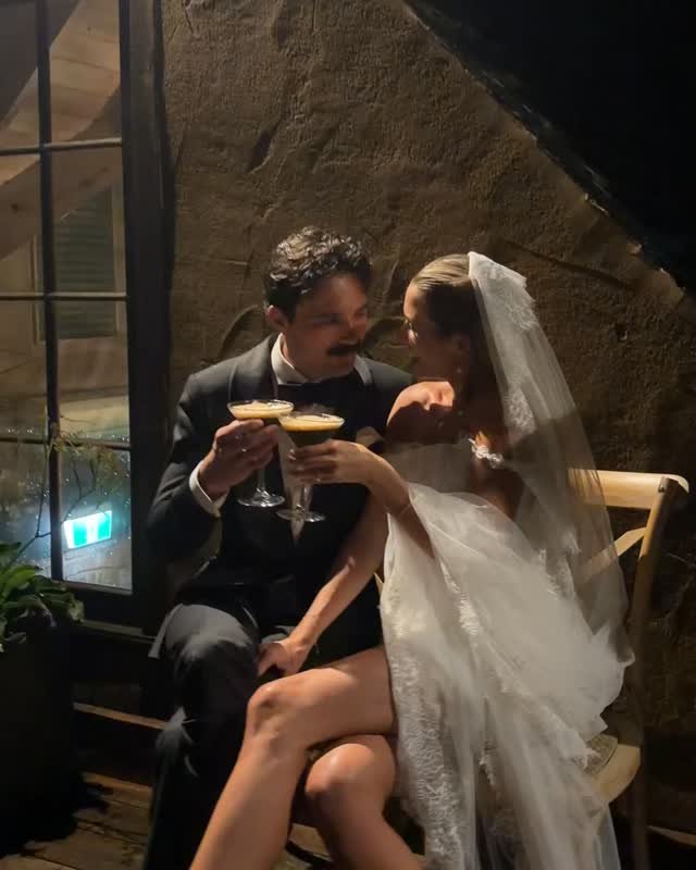 Cheers to G&amp;G 🍸️⁠
⁠
@mudbrick_weddings⁠
⁠
⁠
⁠
⁠
⁠
#sociallover #sociallovernz #social #lover #contentcreator #weddingcontentcreator #weddingcontent #contentcreatornz #lofi #aesthetic #loficontent #bts #weddingplanning #realwedding #married #groo