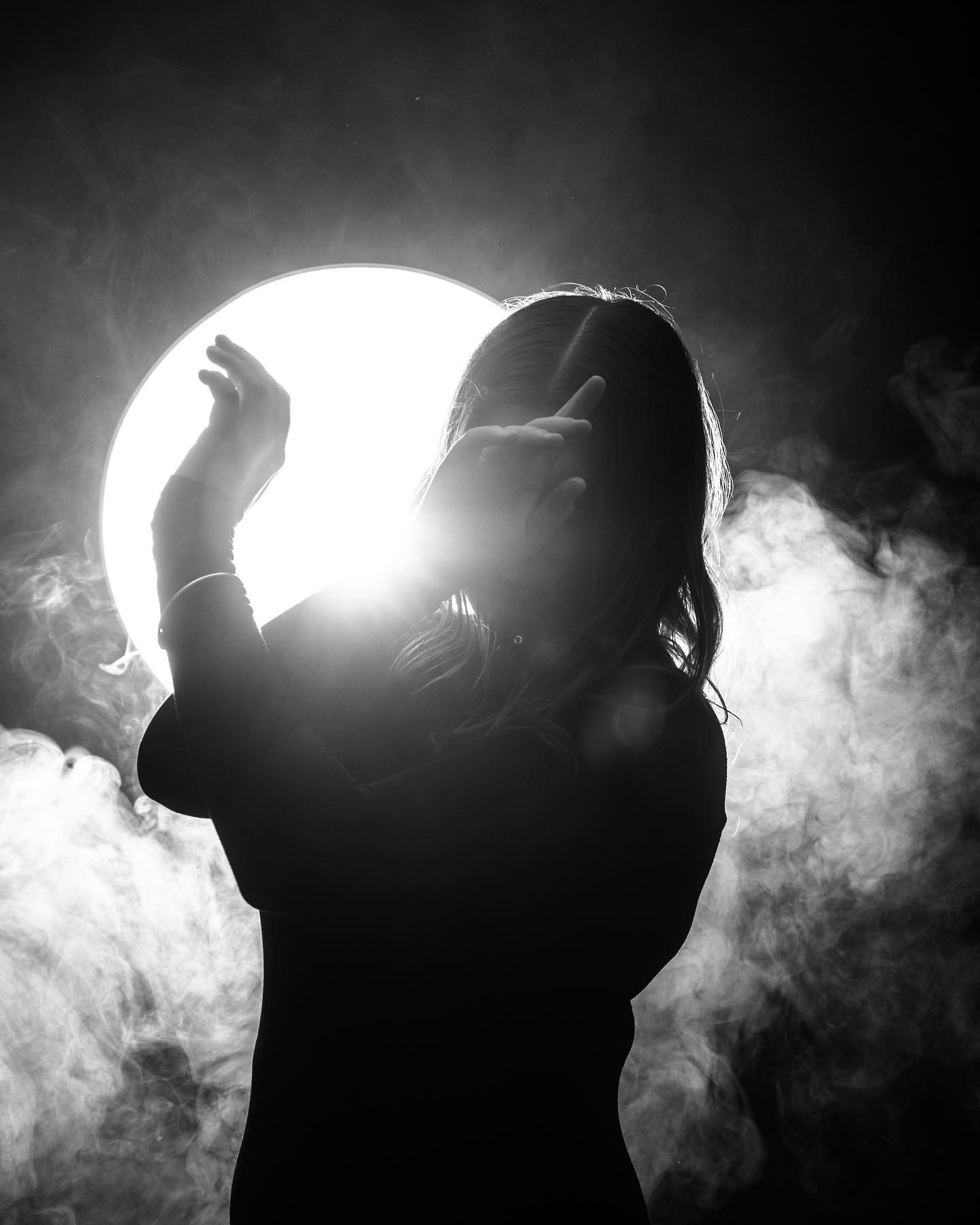 Smoke in the studio @kaylah_thomas 
.
.
.
.
.
.
.
#dark #melbourne #blackandwhite #portraitphotography #melbournemusic #bwportrait #studiophotography #lightingsetup #branding #musicmarketing