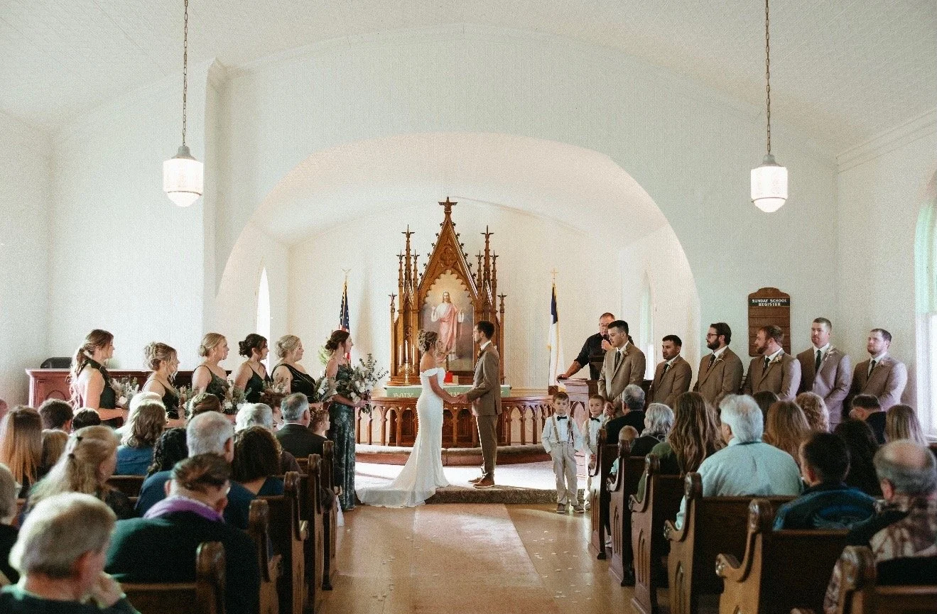 Larson wedding held in Tunbridge Lutheran Church.
