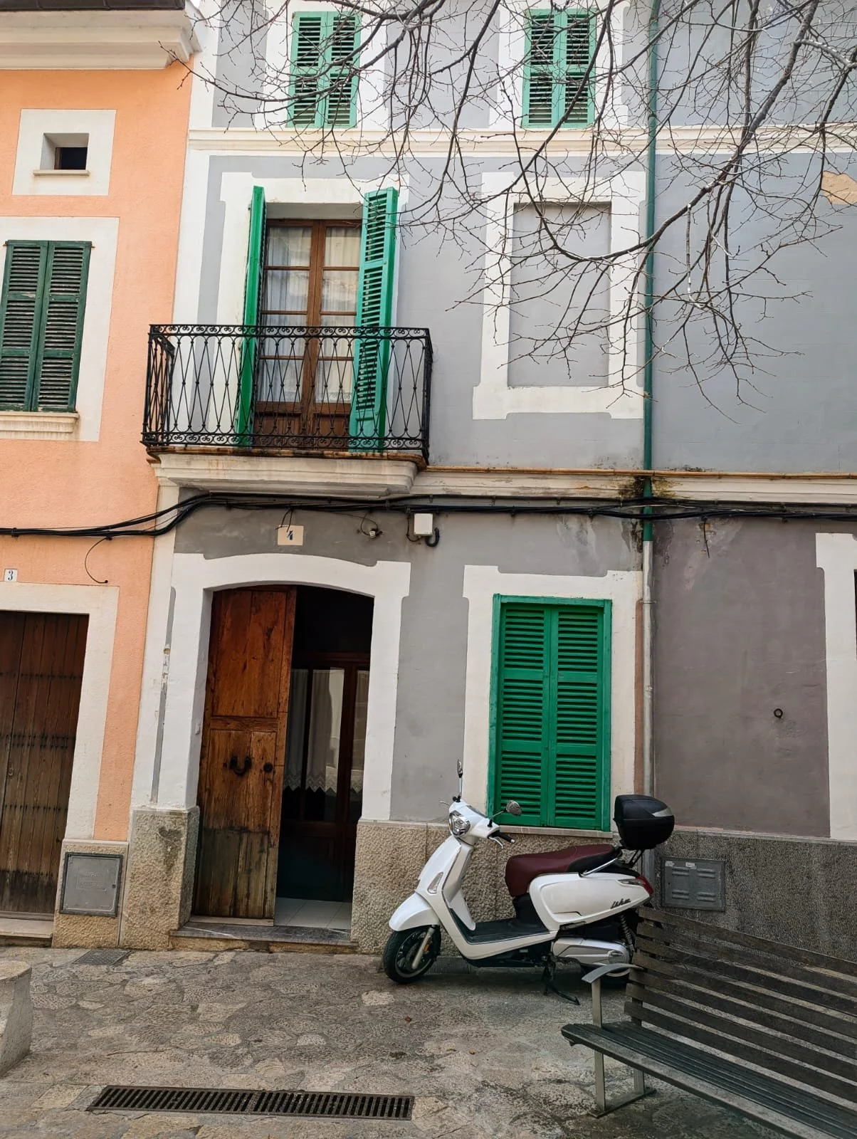 WhatsApp Image 2025-04-12 at 10.50.37_7b097c6c.jpg