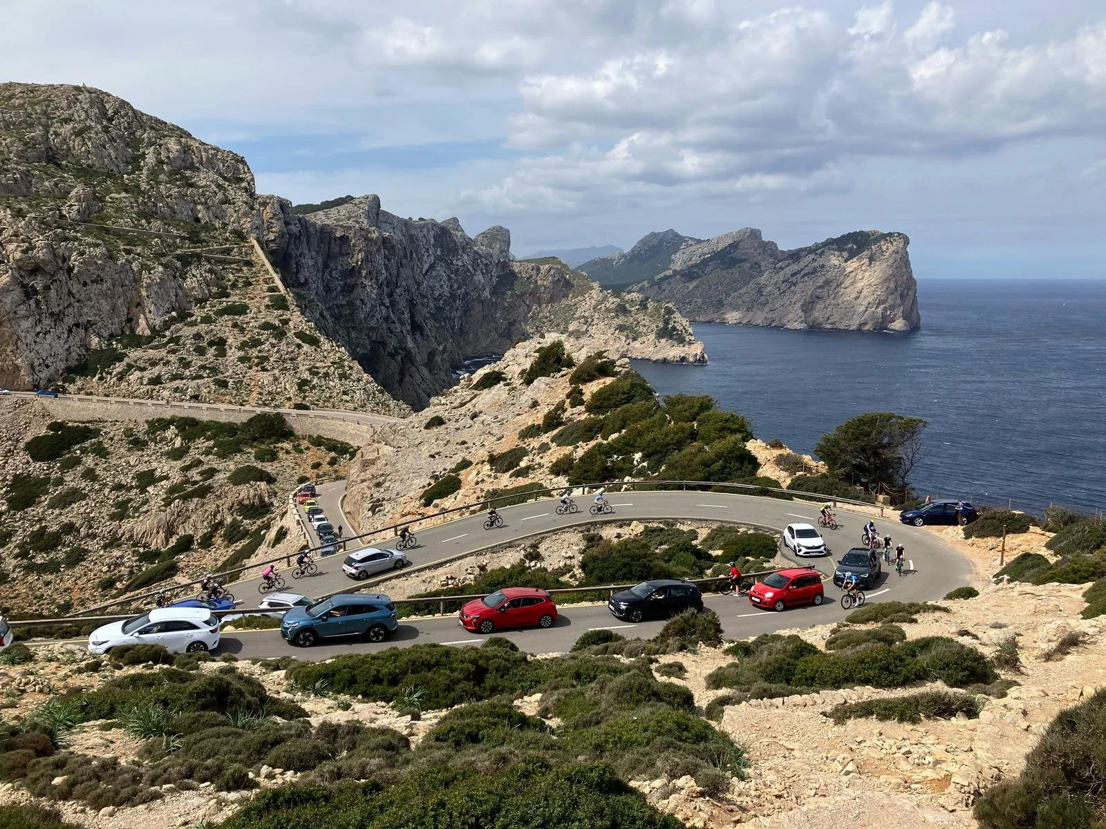 WhatsApp Image 2025-04-15 at 12.27.27_f838d540.jpg