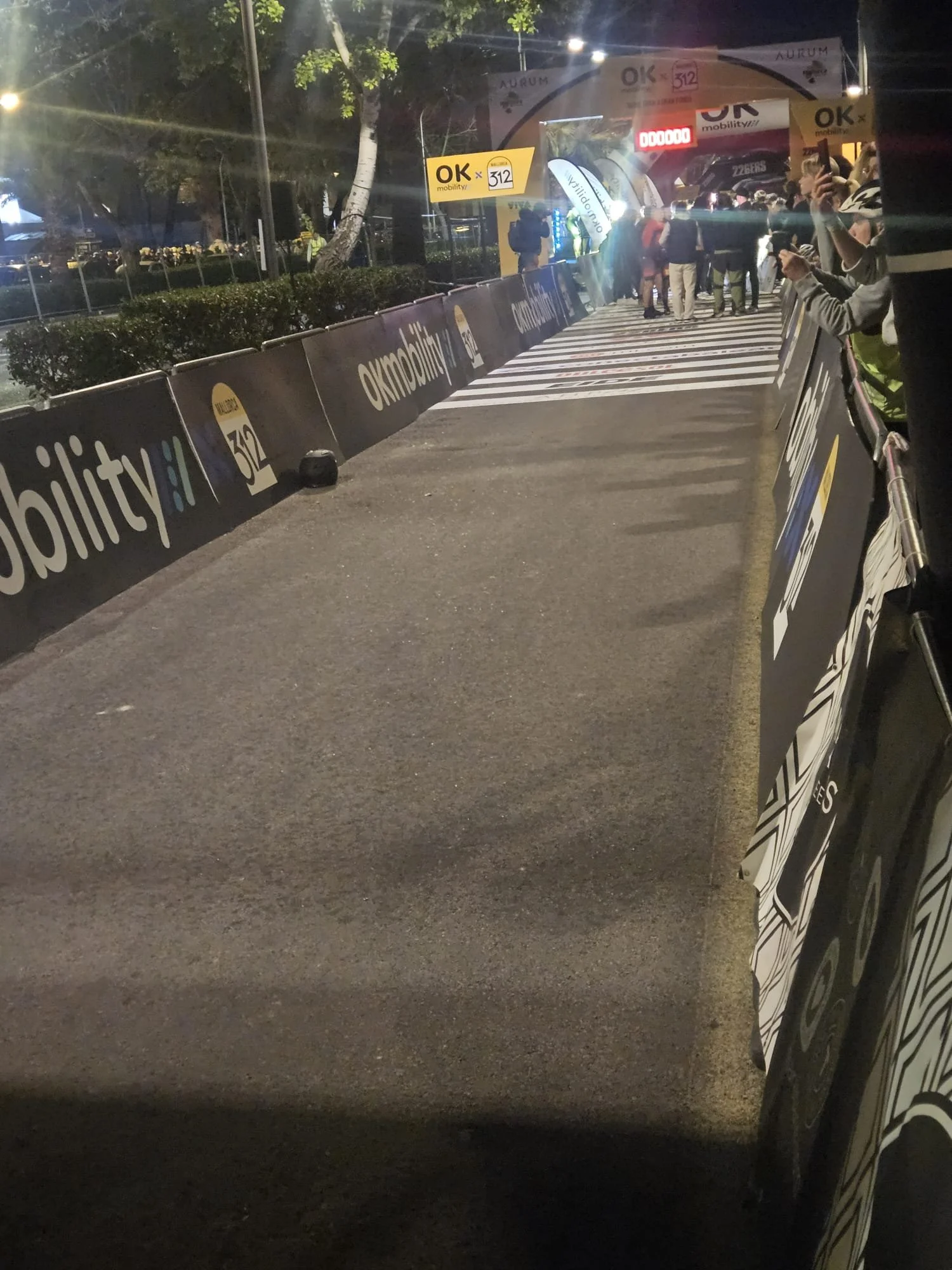 WhatsApp Image 2025-04-26 at 16.00.59_97129491.jpg