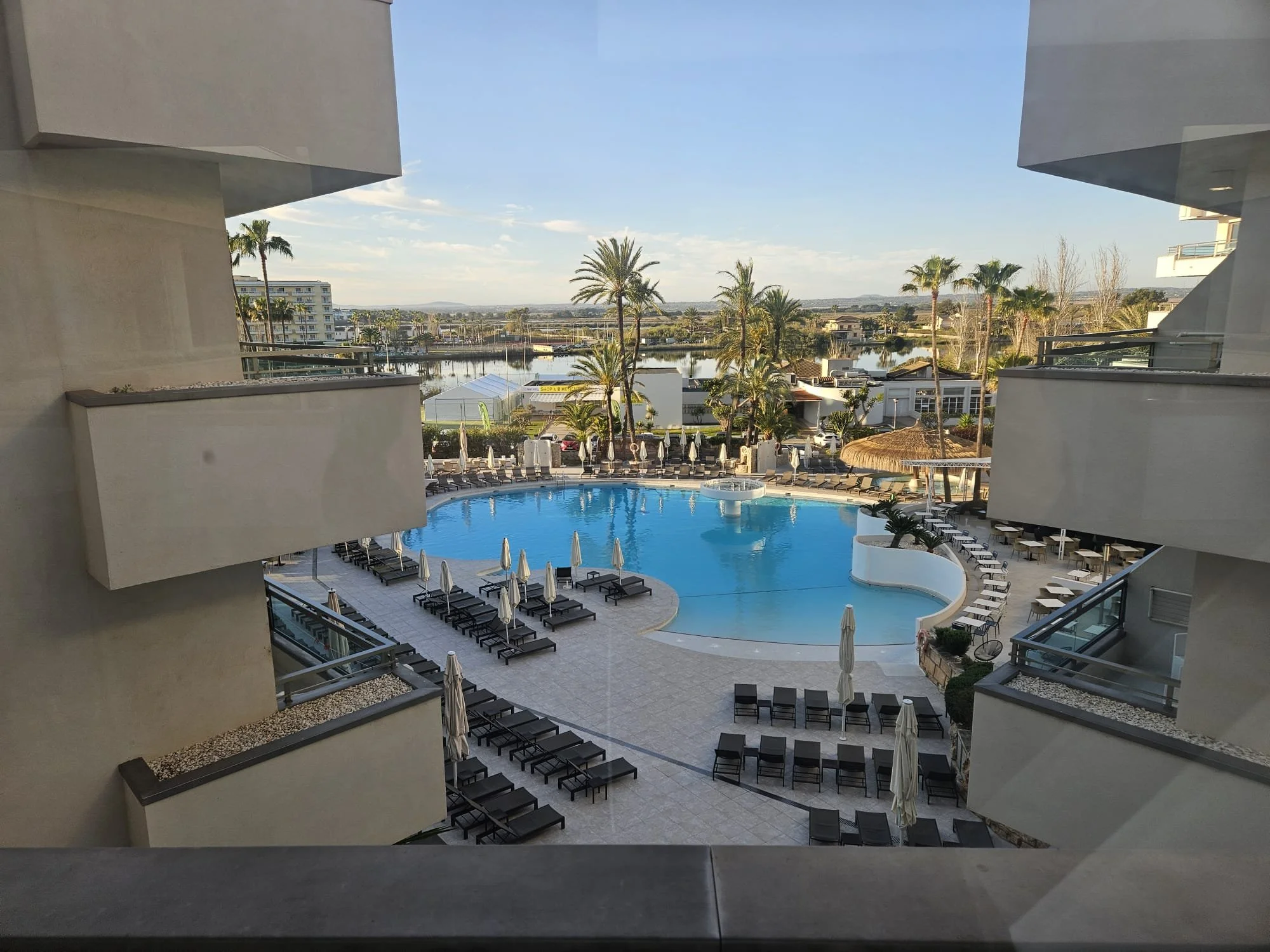 WhatsApp Image 2025-04-19 at 02.08.02_d18c5d36.jpg