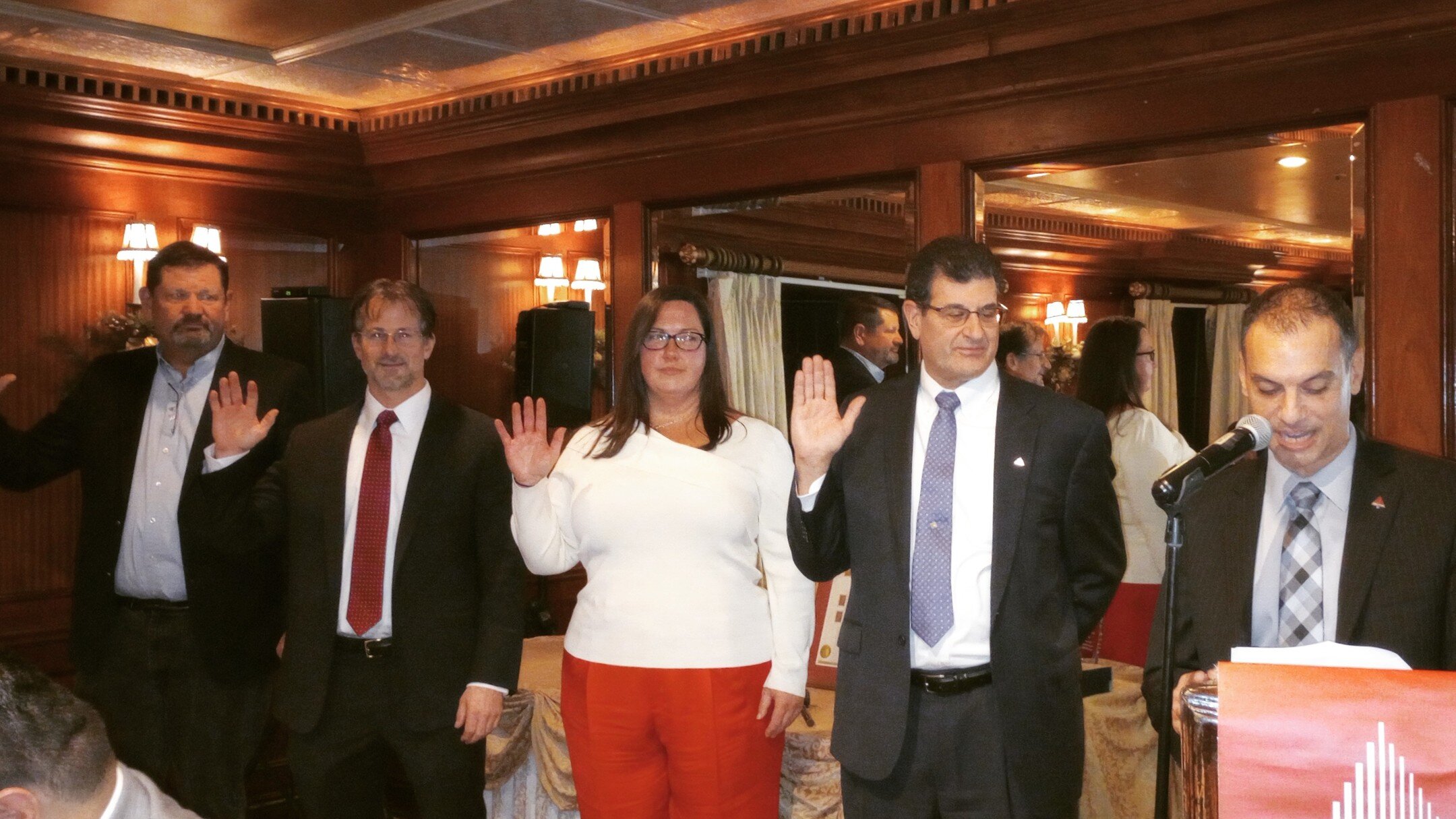 Our 2024 LIAI Officers take their oath with Installation Officer John Biordi, MAI, AI-GRS.