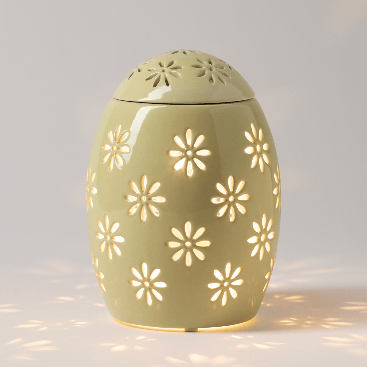 Easter Garden – Yellow Scentsy Warmer