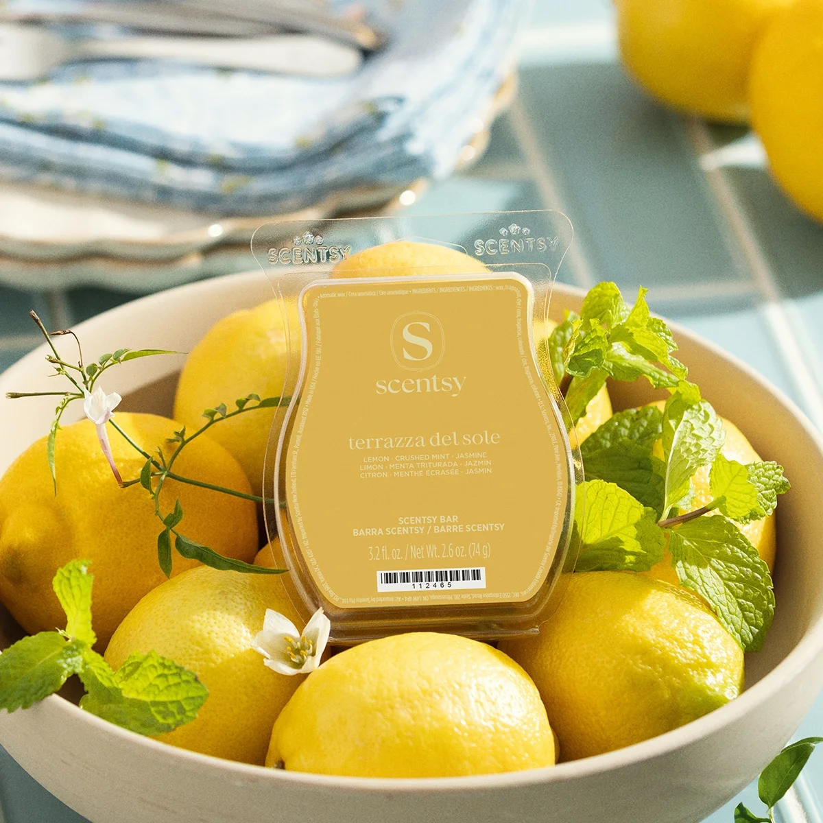 Terrazza del Sole Scentsy Wax Bar displayed among fresh lemons, mint and jasmine blossoms, inspired by the sun-drenched terraces of the Italian coast