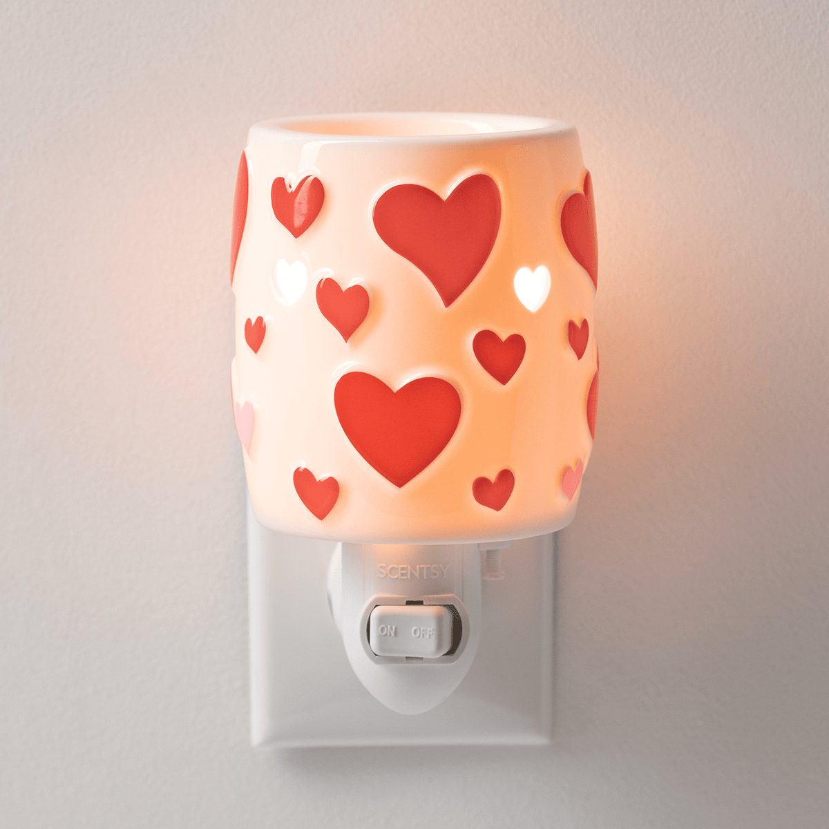 Scentsy Heartstruck Mini Warmer Glowing