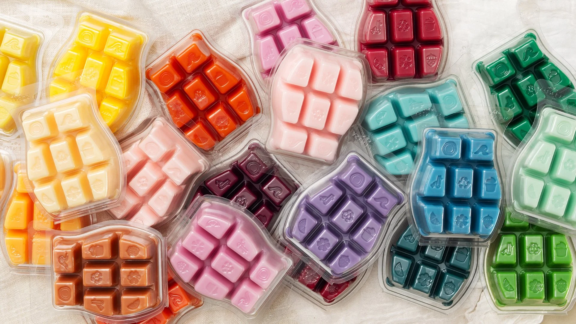 Scentsy Wax Bars Canada displayed in a neutral flat lay showing multiple fragrance options