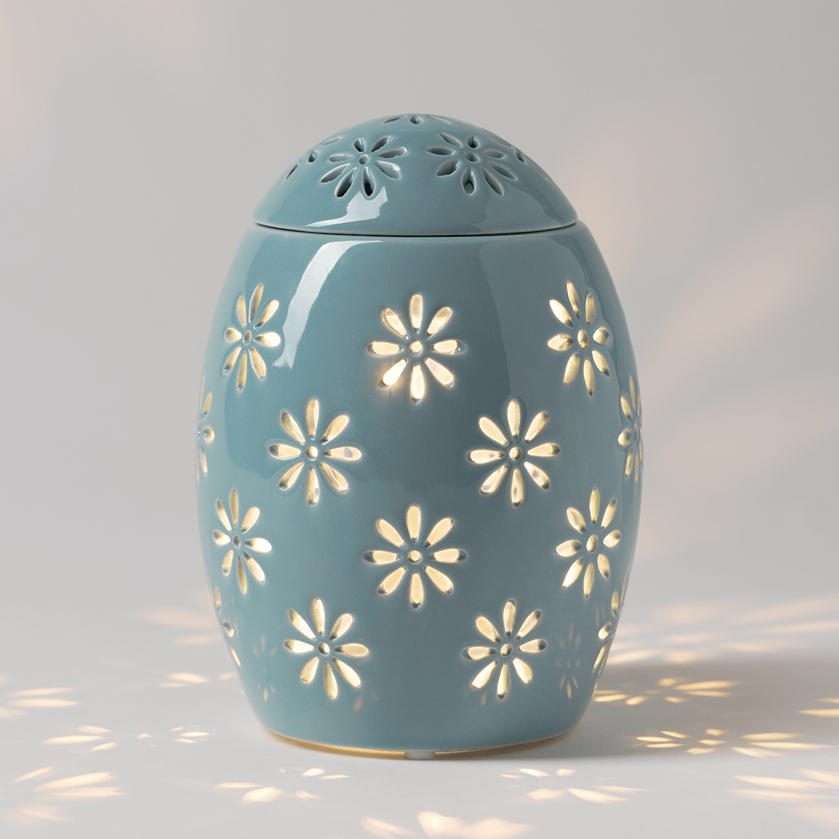 Easter Garden – Blue Scentsy Warmer