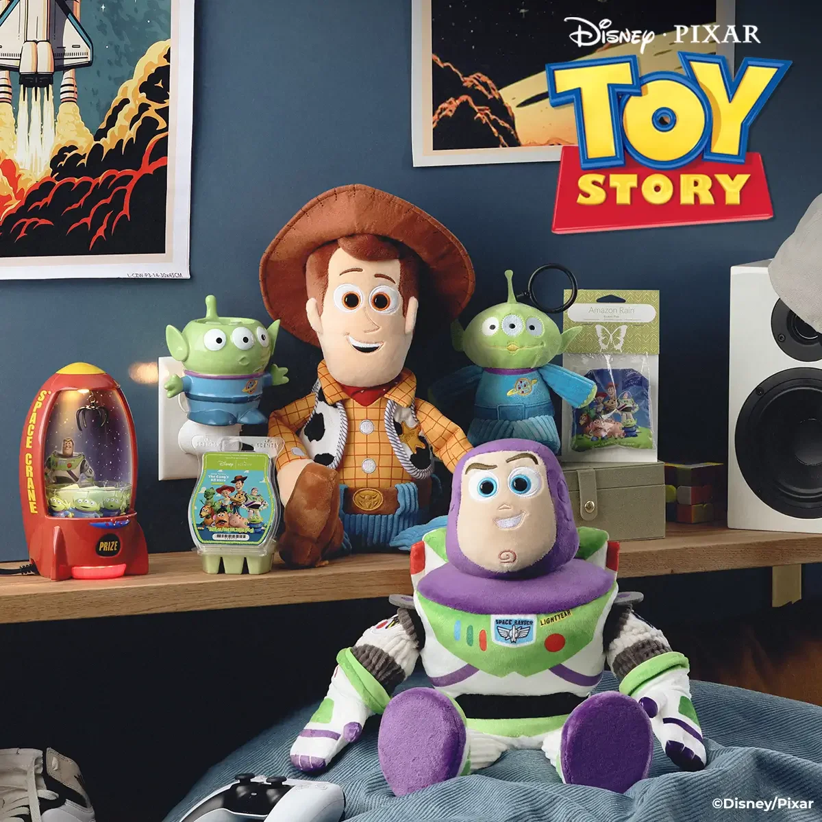 Tory story scentsy collection buddies and warmer