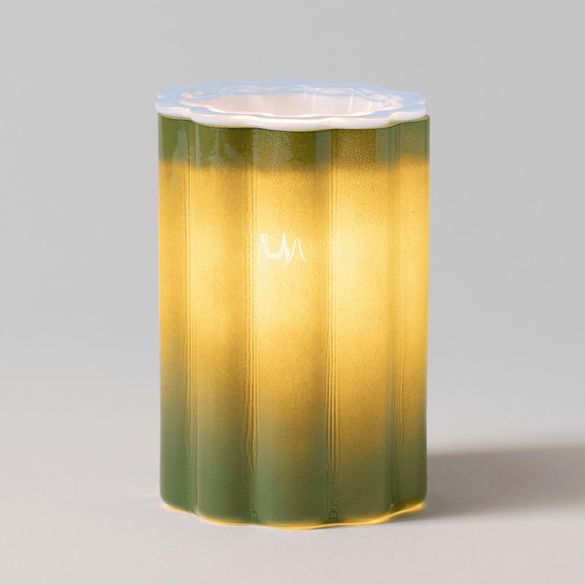 Scentsy Green Bloomie Warmer