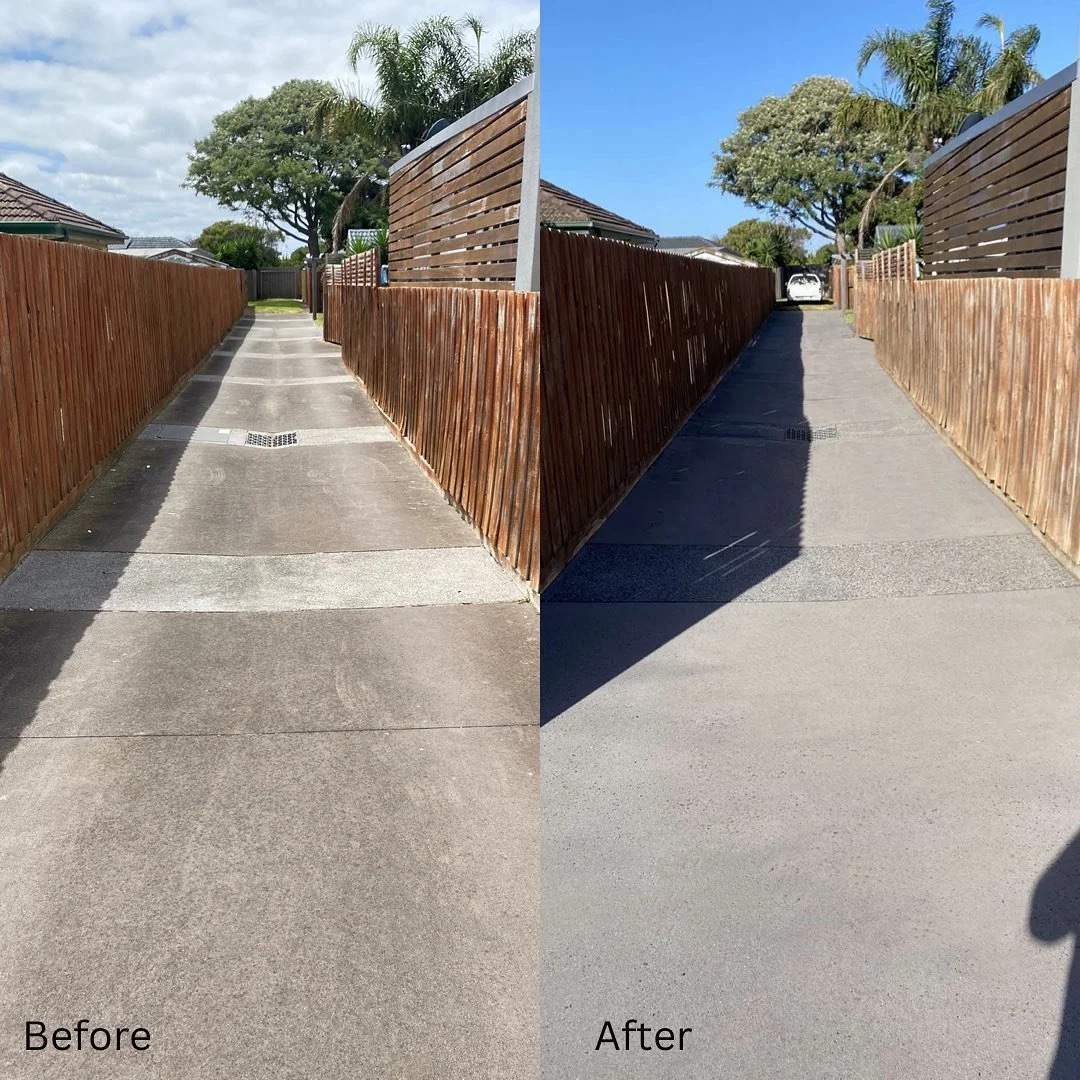 Driveway complete at bonbeach ✅
&bull;Simple pre treat and surface clean💧
&bull;
&bull;
&bull;
#pressurewashinglife #pressurewashingmelbourne #pressurewashingbusiness #pressurecleaningservice #satisfying #beforeandafter #melbourne