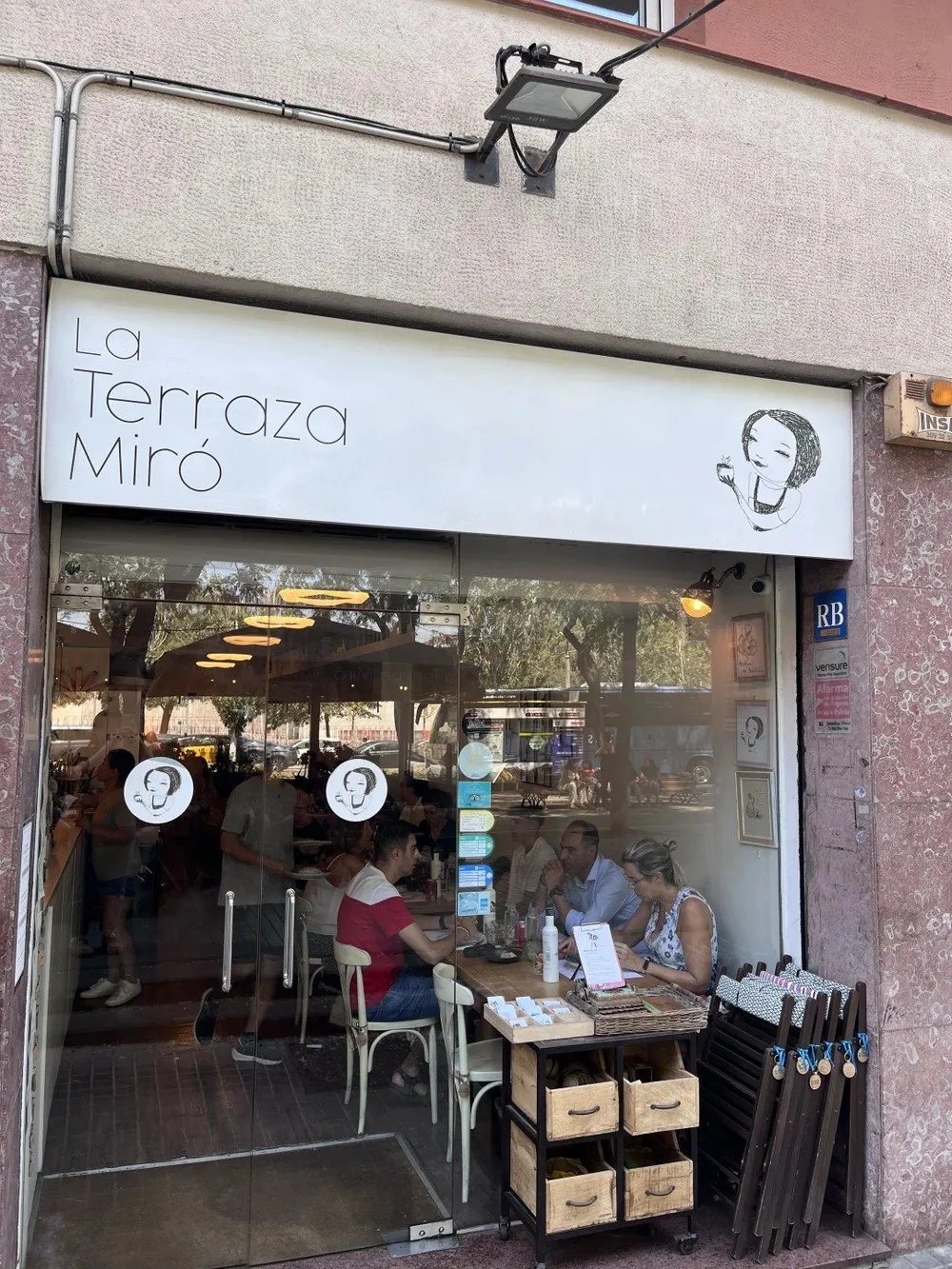 🇪🇸巴塞罗那餐厅推荐 _ 一家治愈系餐厅_1_Ershui_来自小红书网页版.jpg