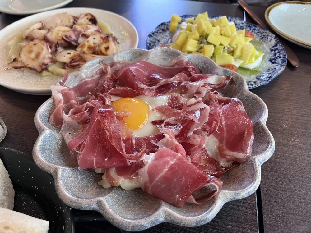 🇪🇸巴塞罗那餐厅推荐 _ 一家治愈系餐厅_5_Ershui_来自小红书网页版.jpg