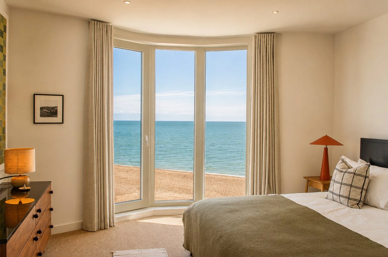 Wake up in your new home at Shoreline Folkestone.  Viewings available daily. Come in and say hello.