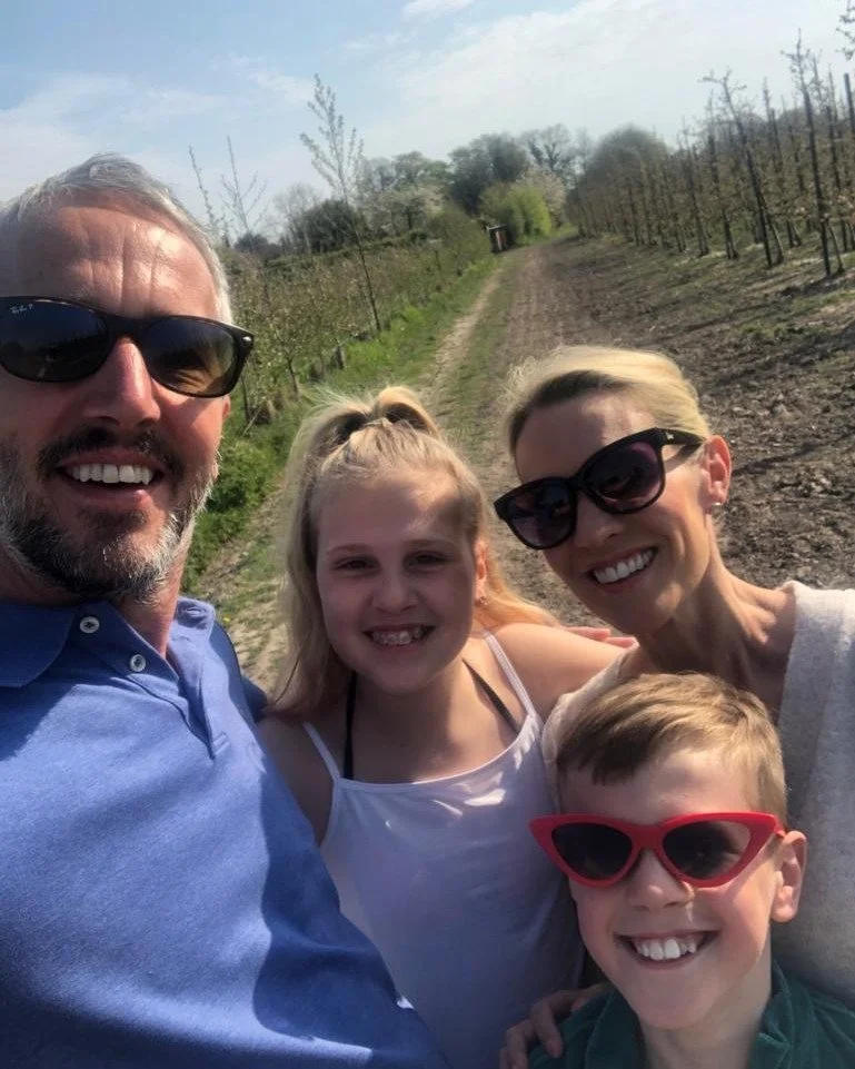 We were privileged to be sponsors for the Evie Dove Foundation Walk on 5th September.  The Shoreline Folkestone Sales Team were marshals on the Boardwalk, cheering on all the wonderful walkers and fundraisers for this charity that supports the traini