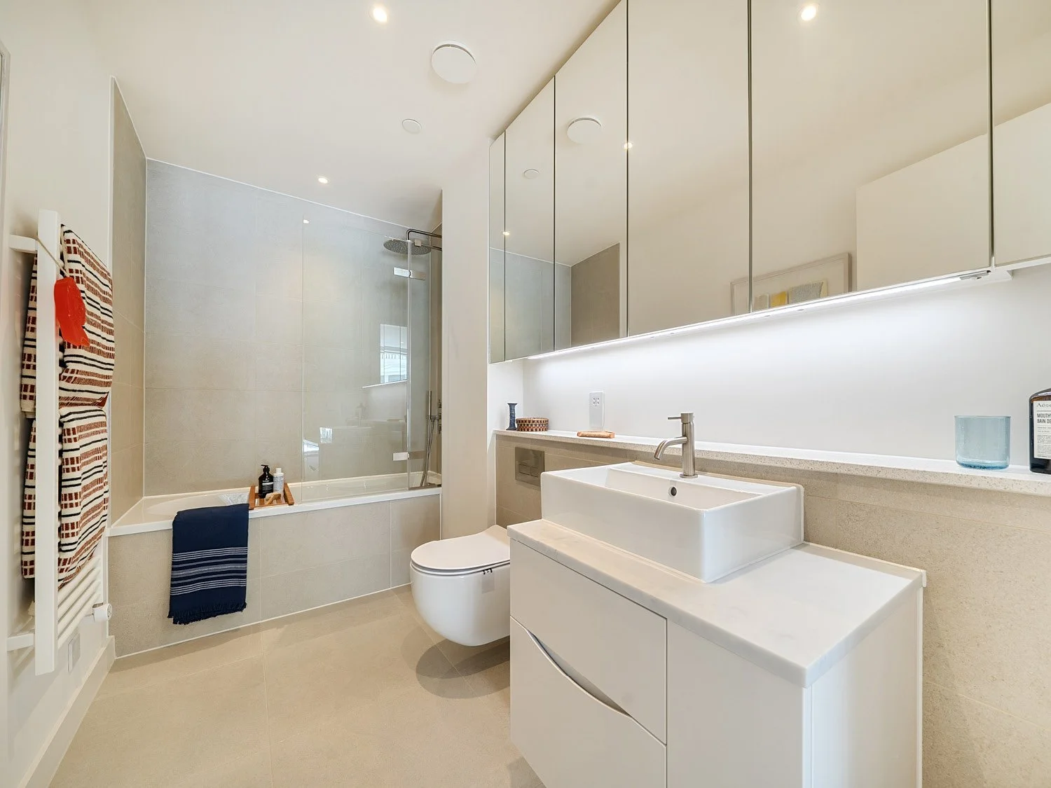 3 bed beach house_9.jpg