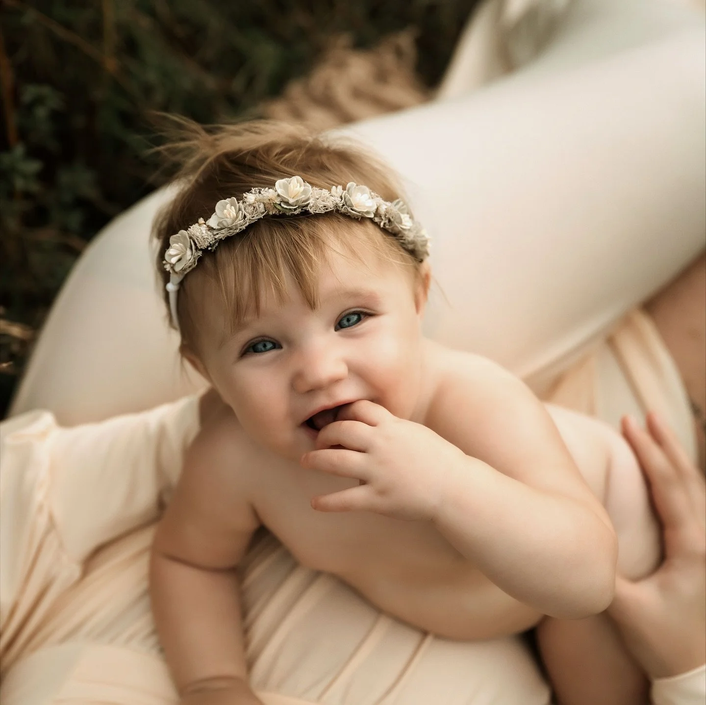 Loved this sweet session ❤️✨ 

So thankful to capture this beautiful mama and her sweet little one&rsquo;s journey.