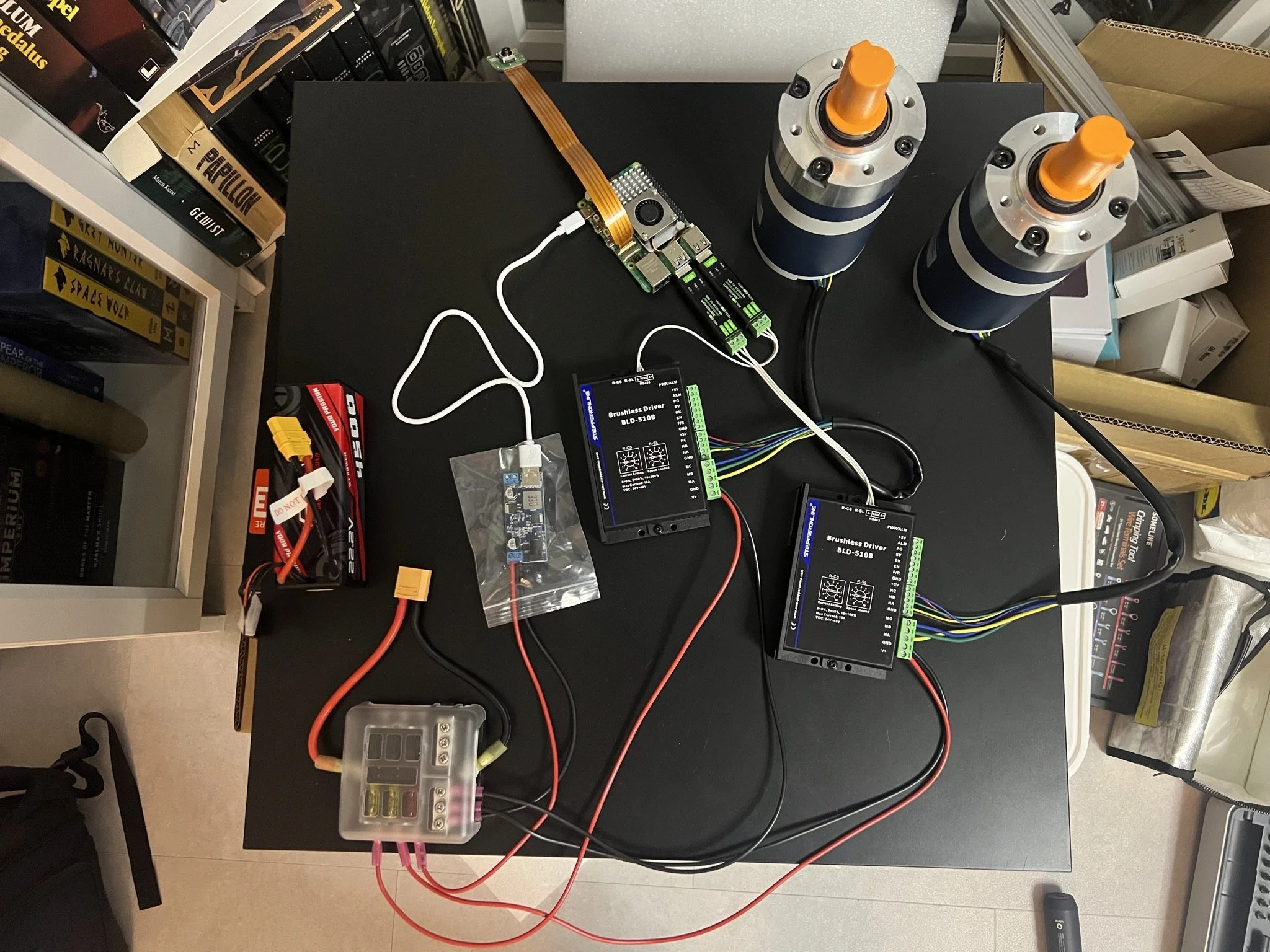 The setup was expanded to control both motors simultaneously.