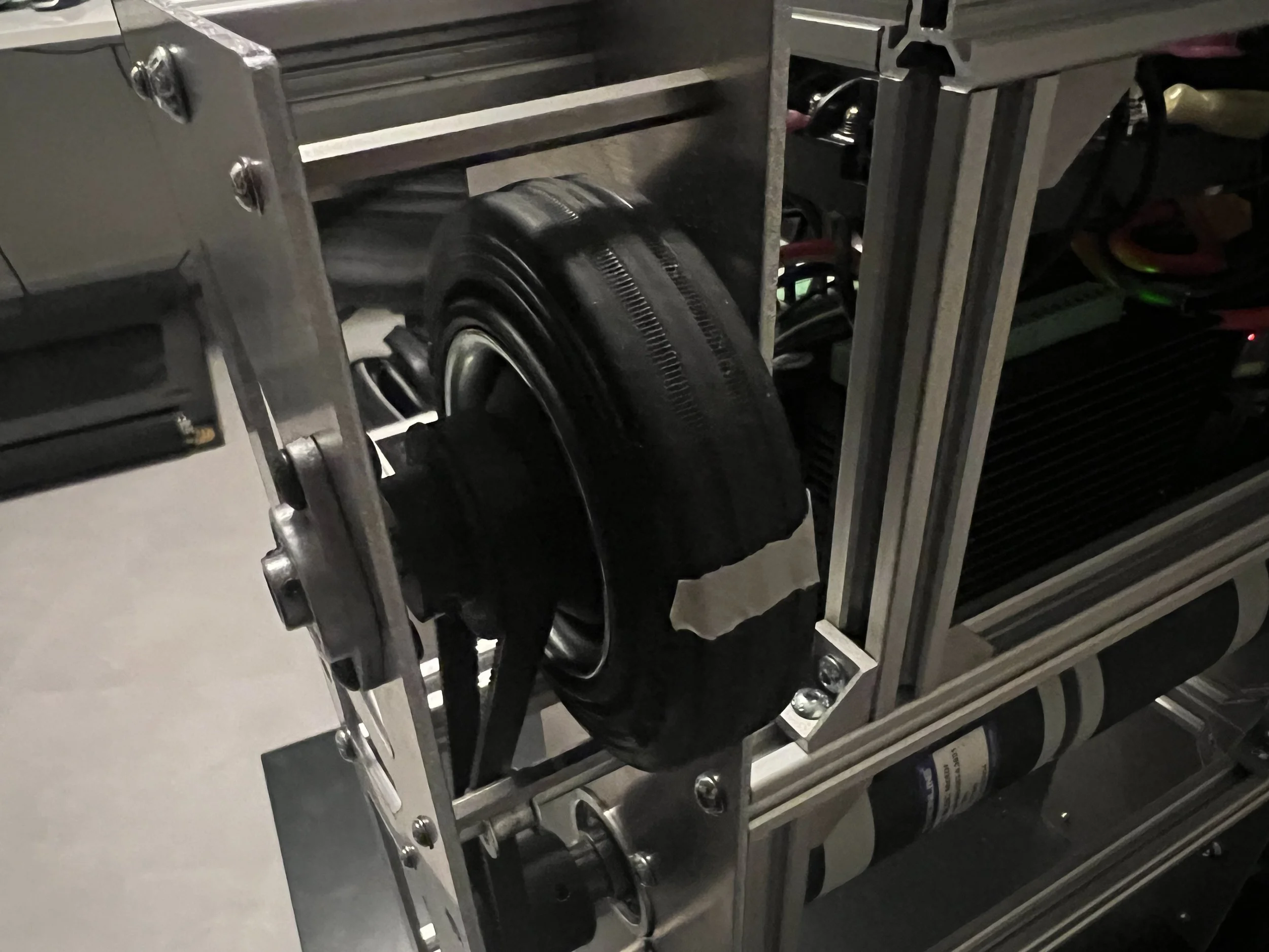 Using the feedback system of the motor controller and hardware-to-software translation the PID control was fine-tuned.
