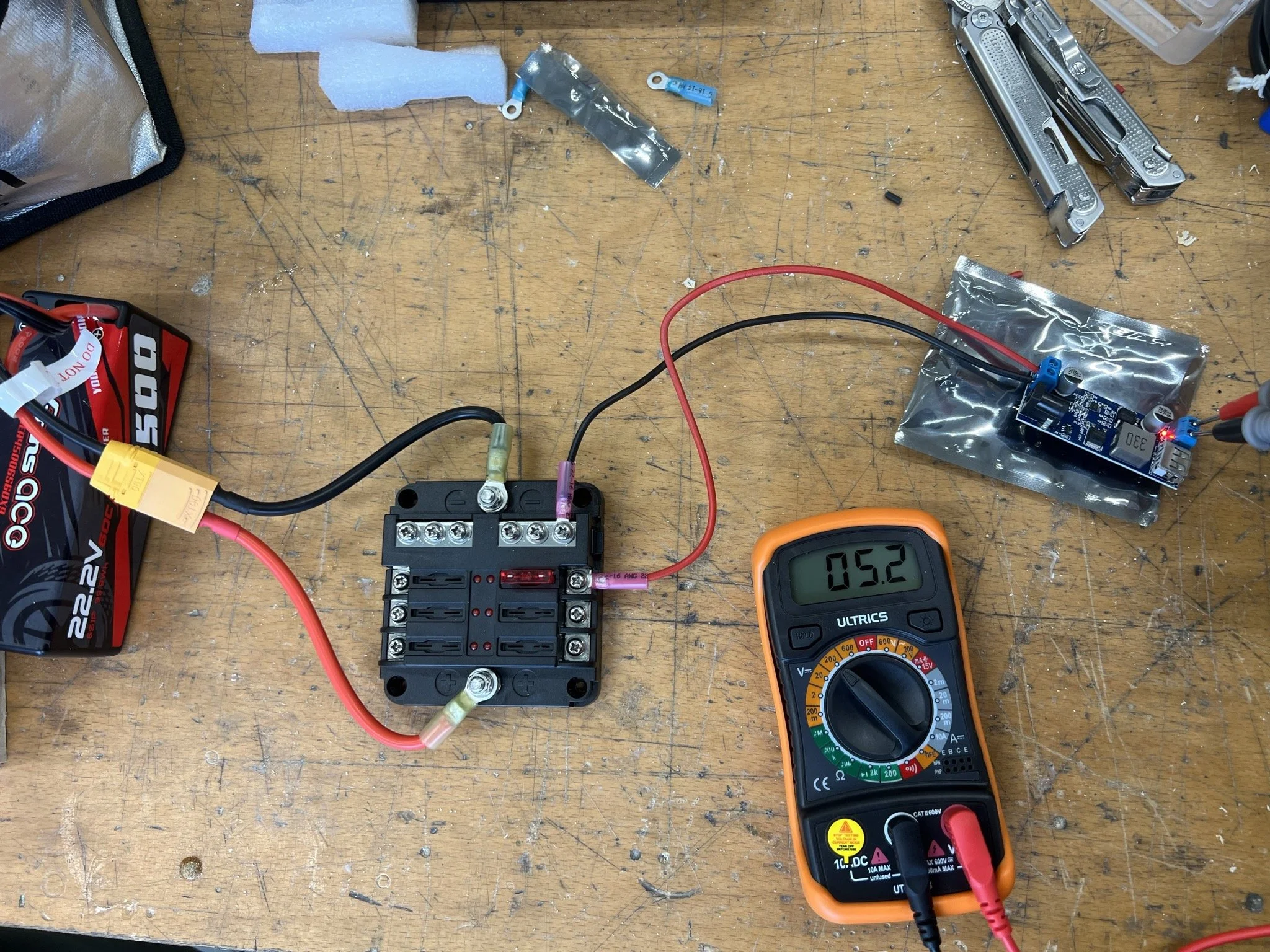 The electrical system is powered by a 24V LiPo battery and feeds a 5V Raspberry Pi 5 and the 24V motors. As such for safety a fusebox was implemented in combination with a step down converter.