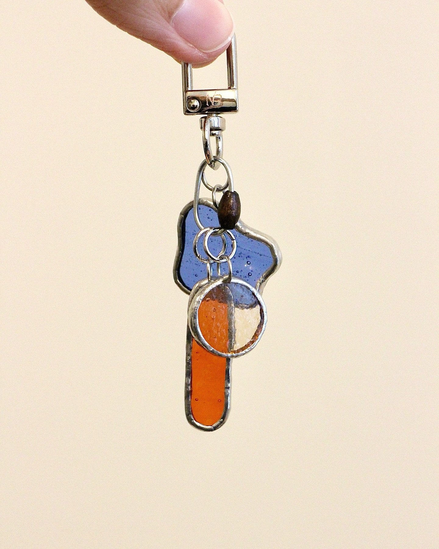 Les portes-cl&eacute;s personnalisables seront bient&ocirc;t disponibles lors de la Foire du Go&ucirc;t et de l&rsquo;Artisanat d&rsquo;Alfortville du 27 au 29 septembre 2024 ✨

J&rsquo;ai h&acirc;te de vous y rencontrer 🫶 et d&rsquo;ici l&agrave; j