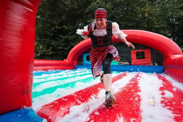 Science community supports Edinburgh cancer charity